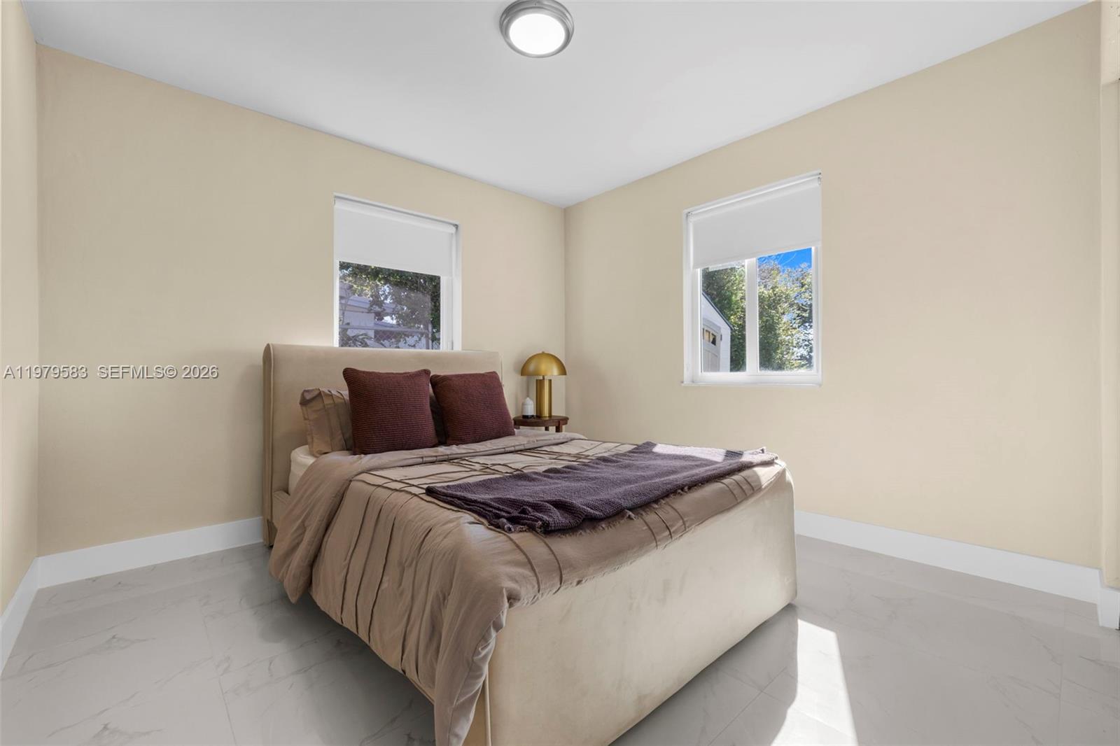 WESTWOOD LAKE 3RD ADDN - Residential Lease