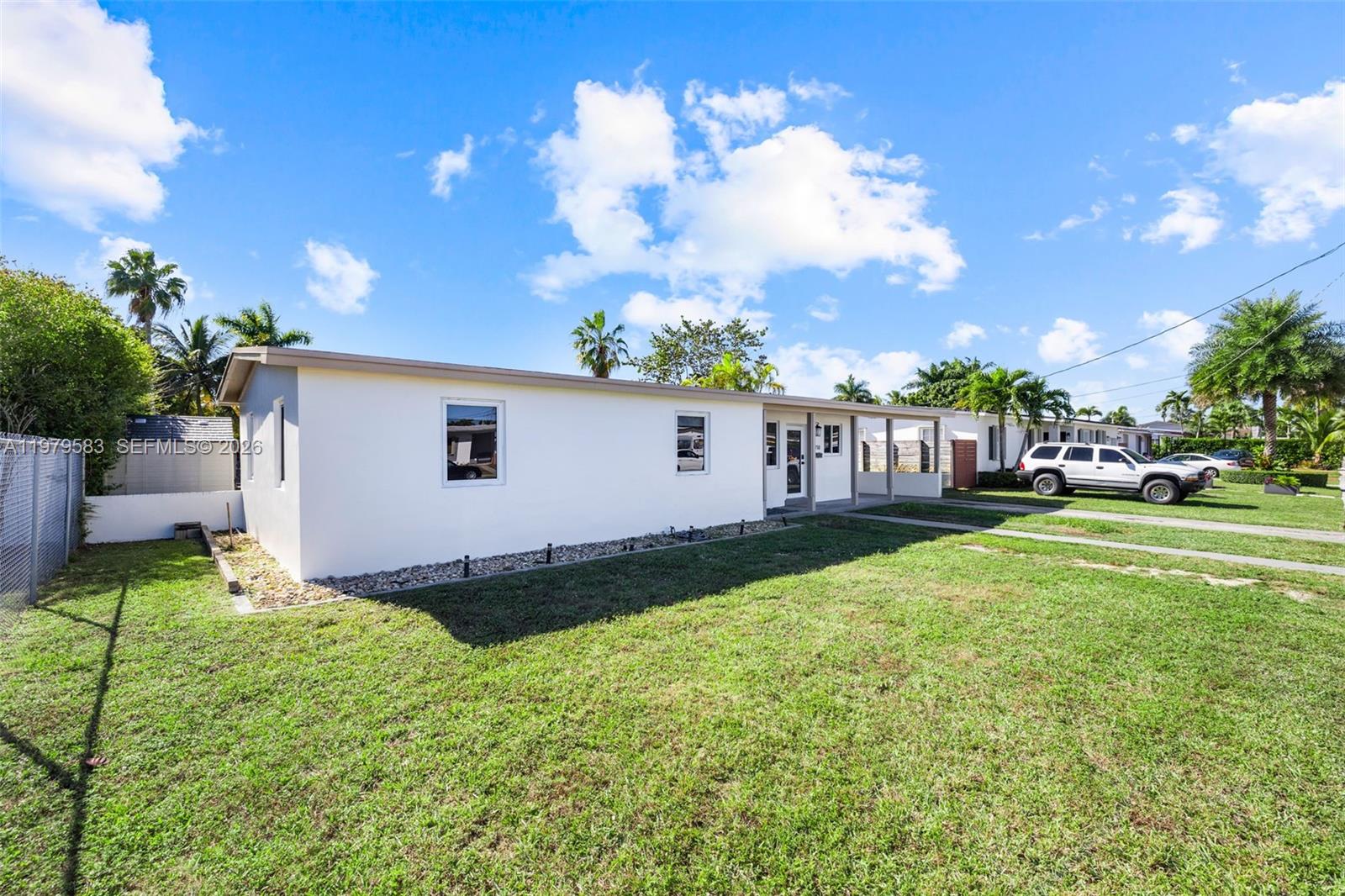 WESTWOOD LAKE 3RD ADDN - Residential Lease