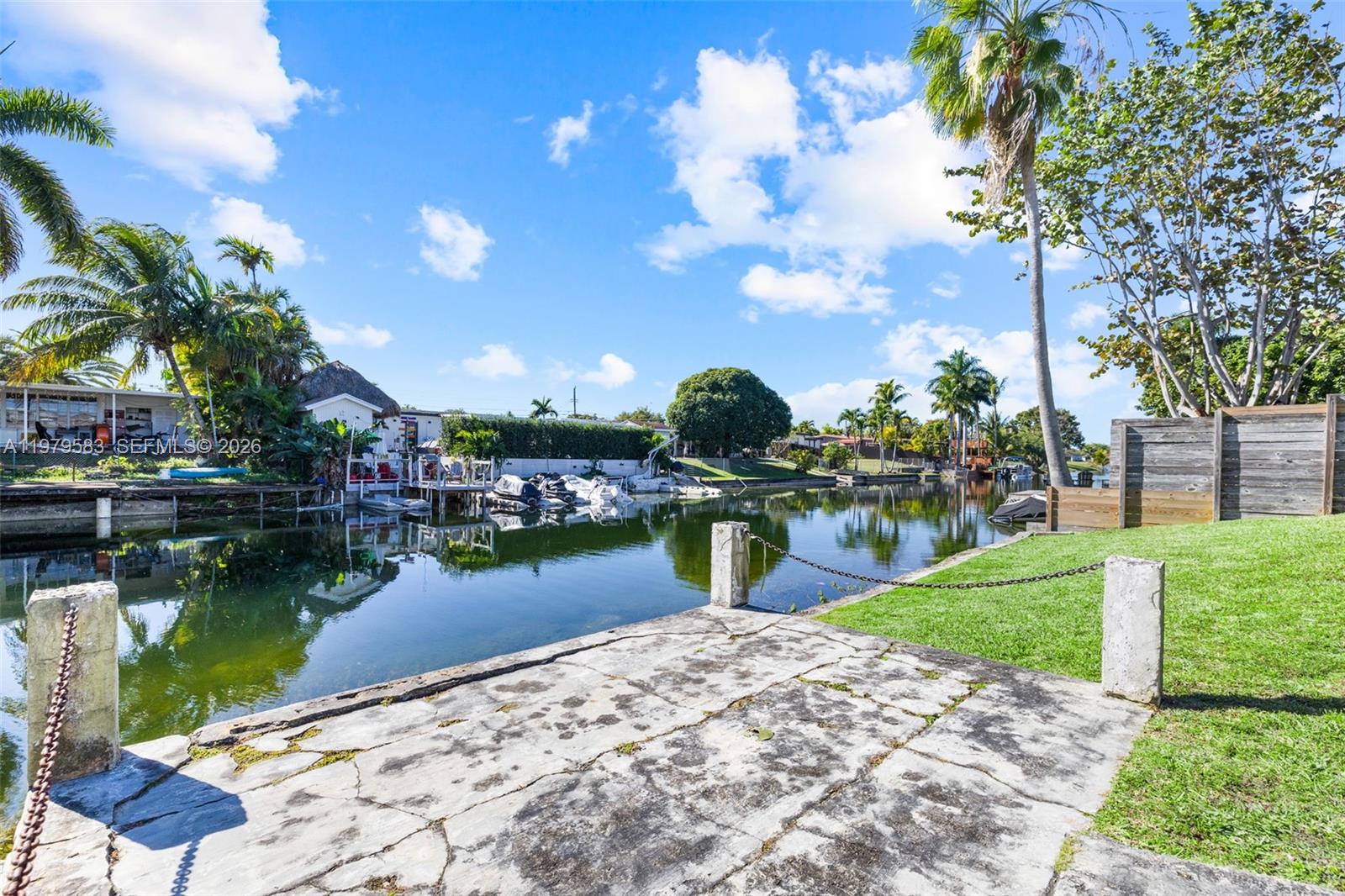 WESTWOOD LAKE 3RD ADDN - Residential Lease