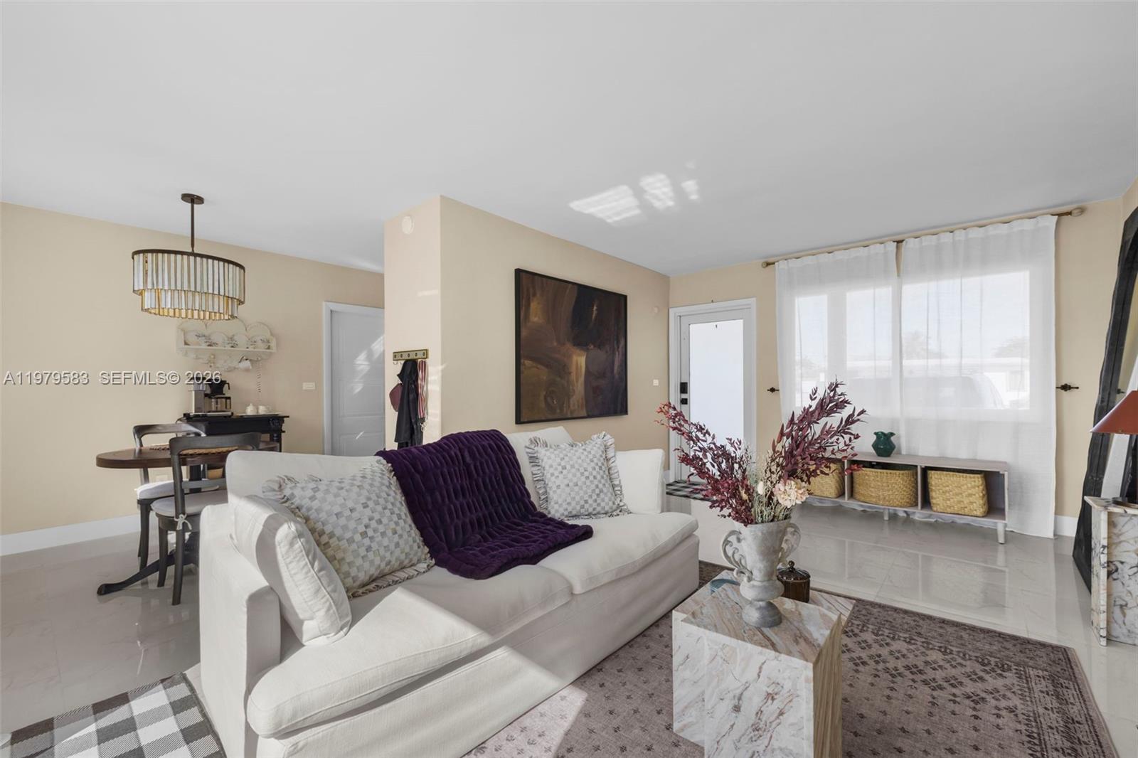 WESTWOOD LAKE 3RD ADDN - Residential Lease