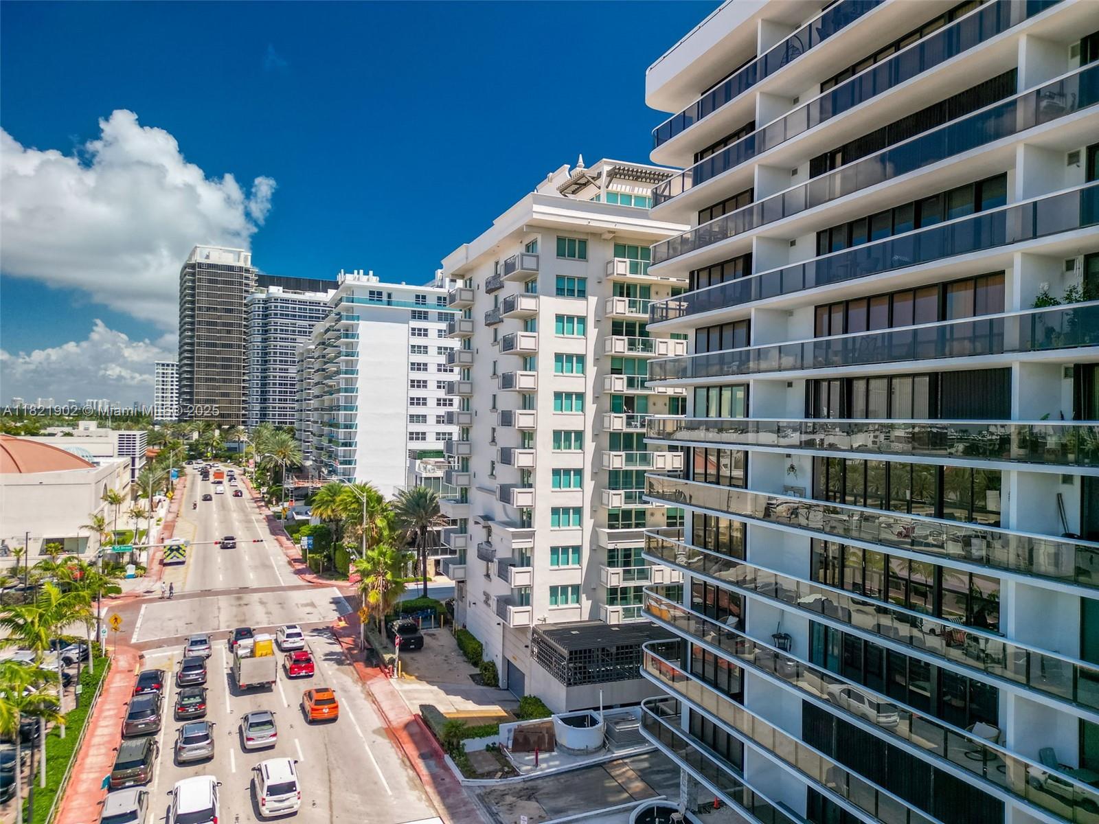 THE WAVES CONDO - Residential