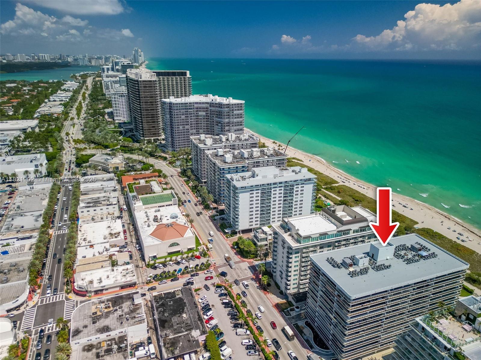 THE WAVES CONDO - Residential