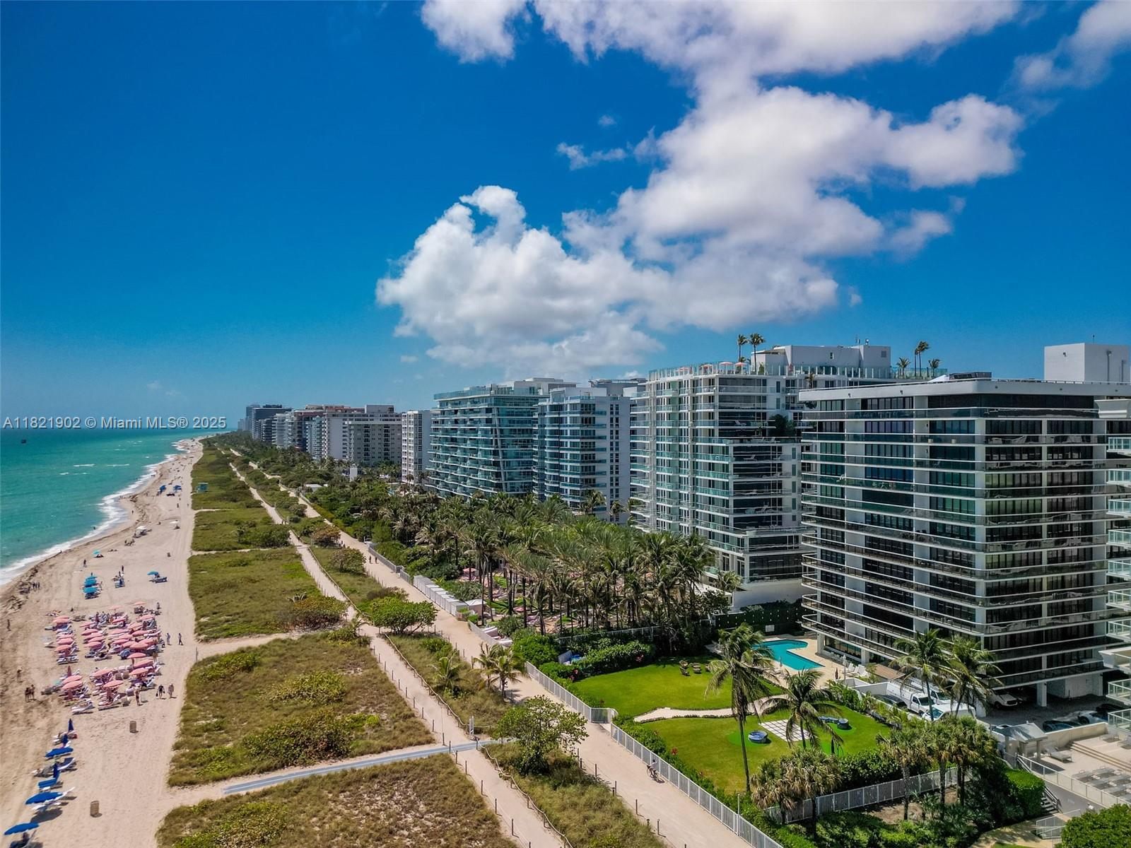 THE WAVES CONDO - Residential