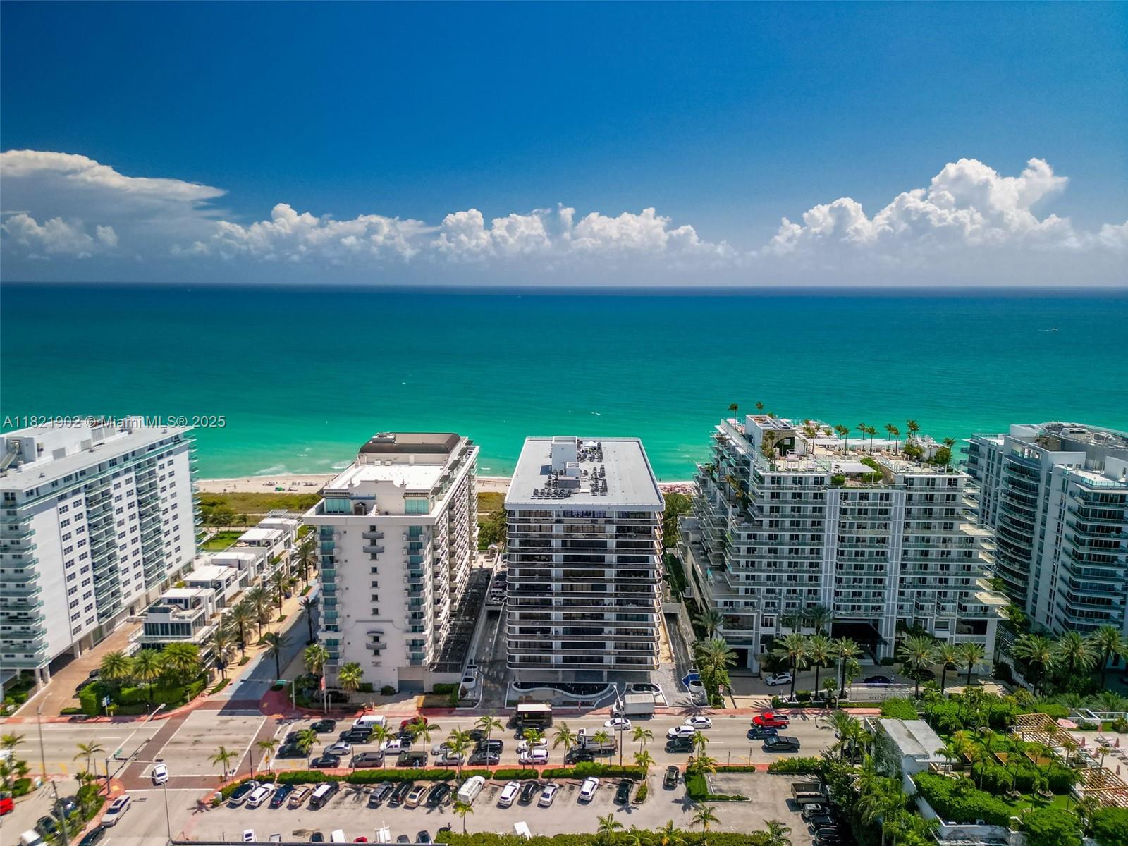 THE WAVES CONDO - Residential