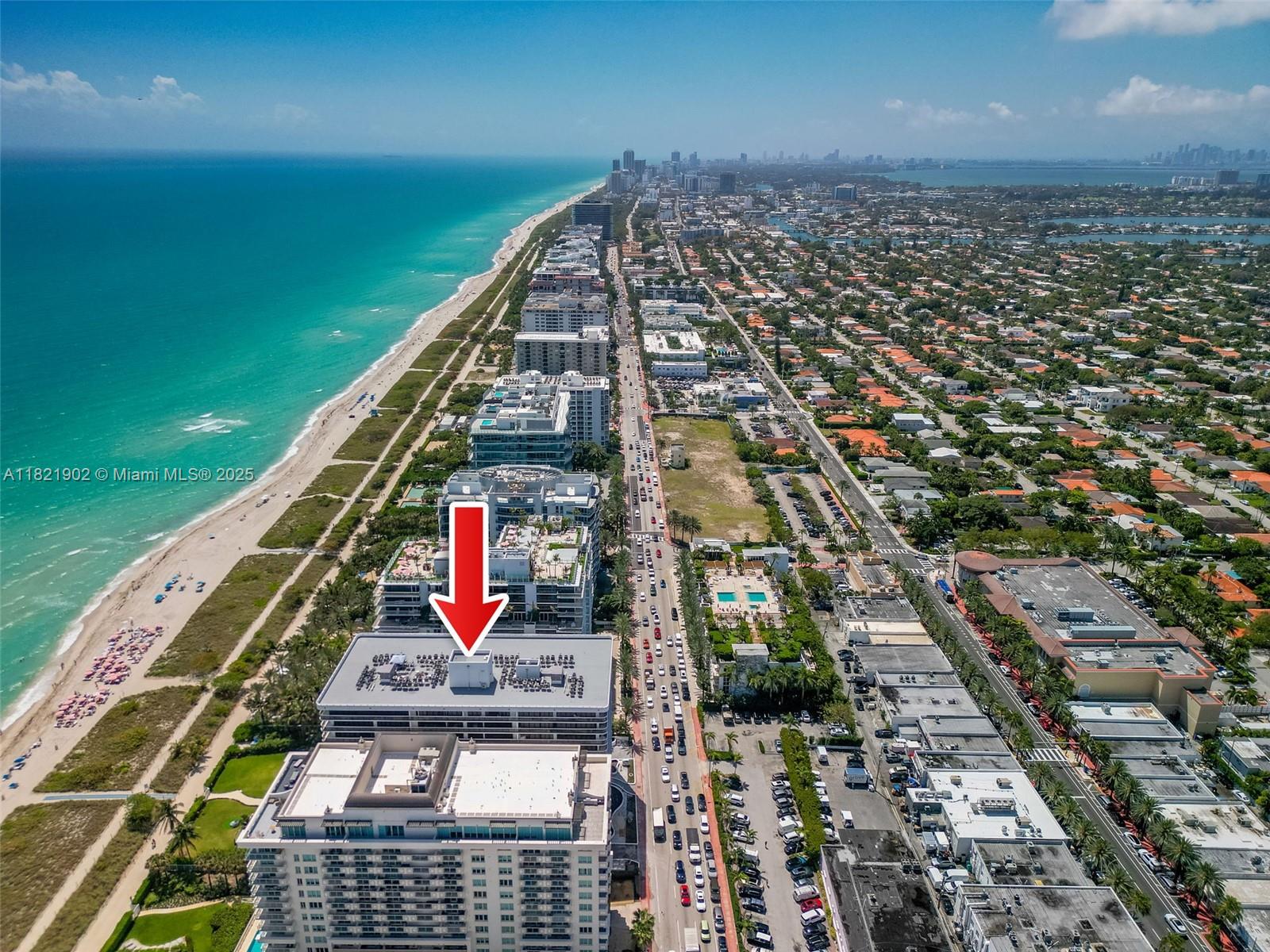 THE WAVES CONDO - Residential