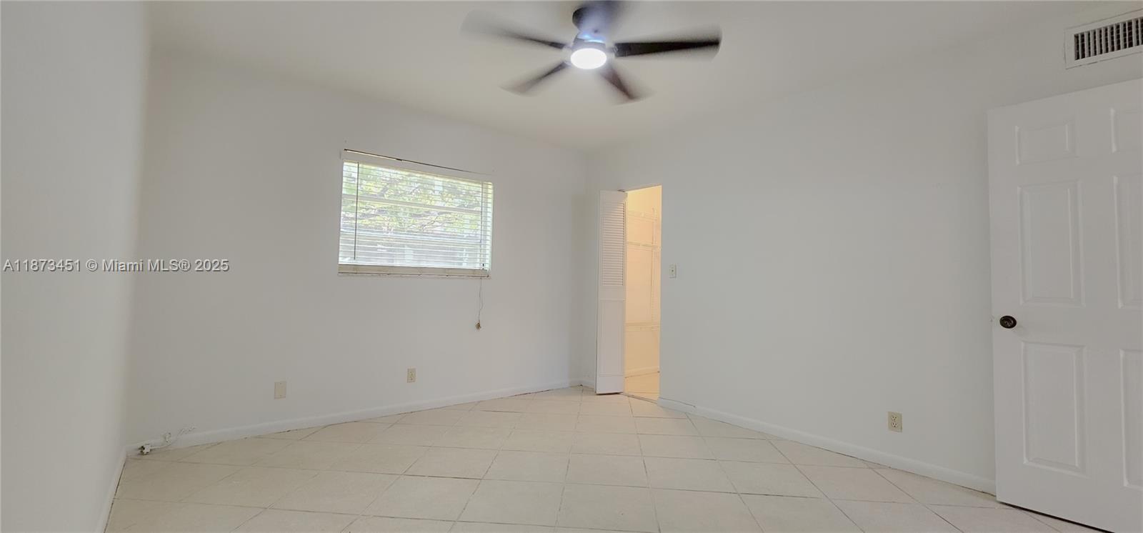 304 NW 30th Ct 102