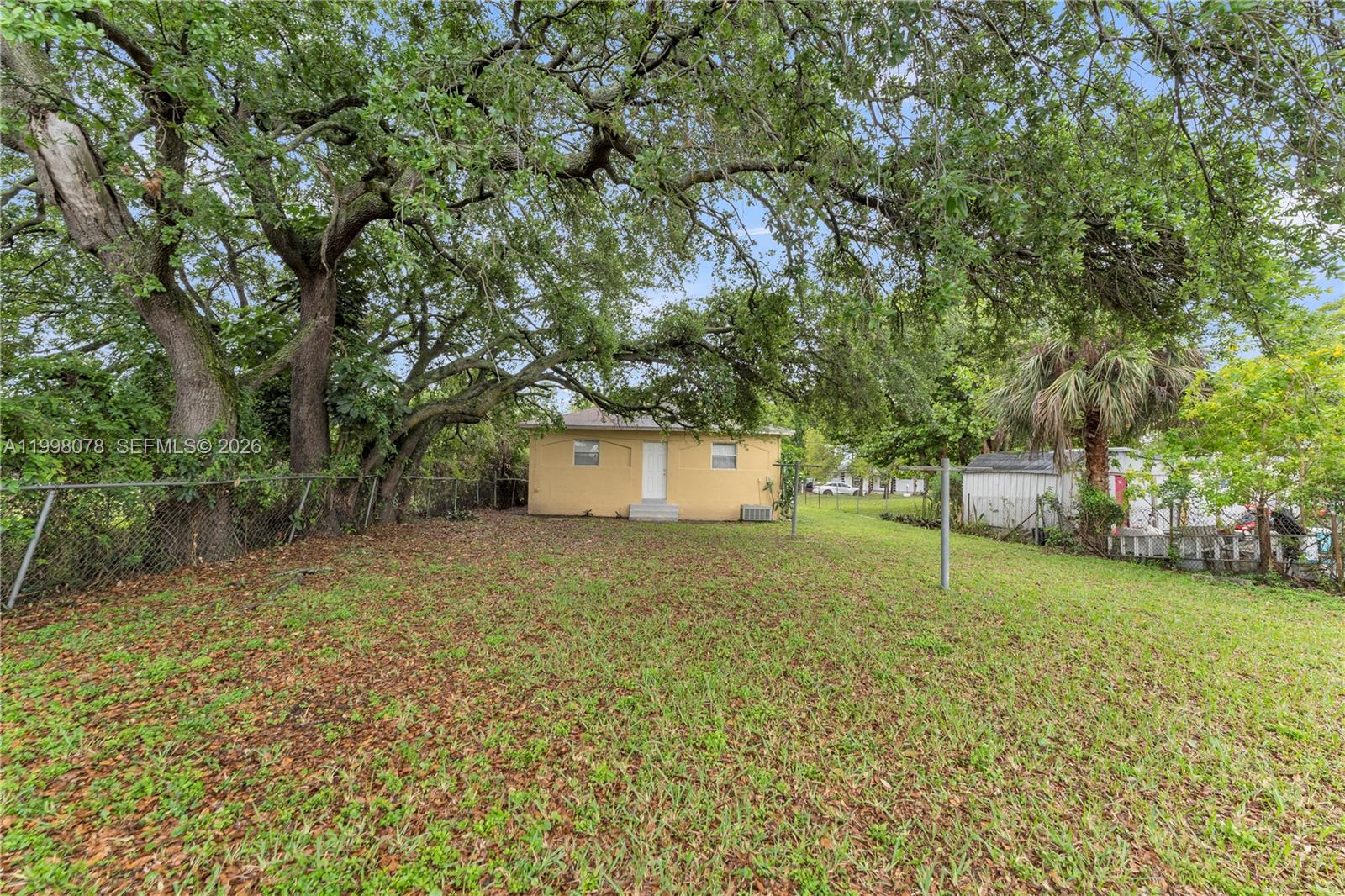 PARA VILLA HEIGHTS - Residential