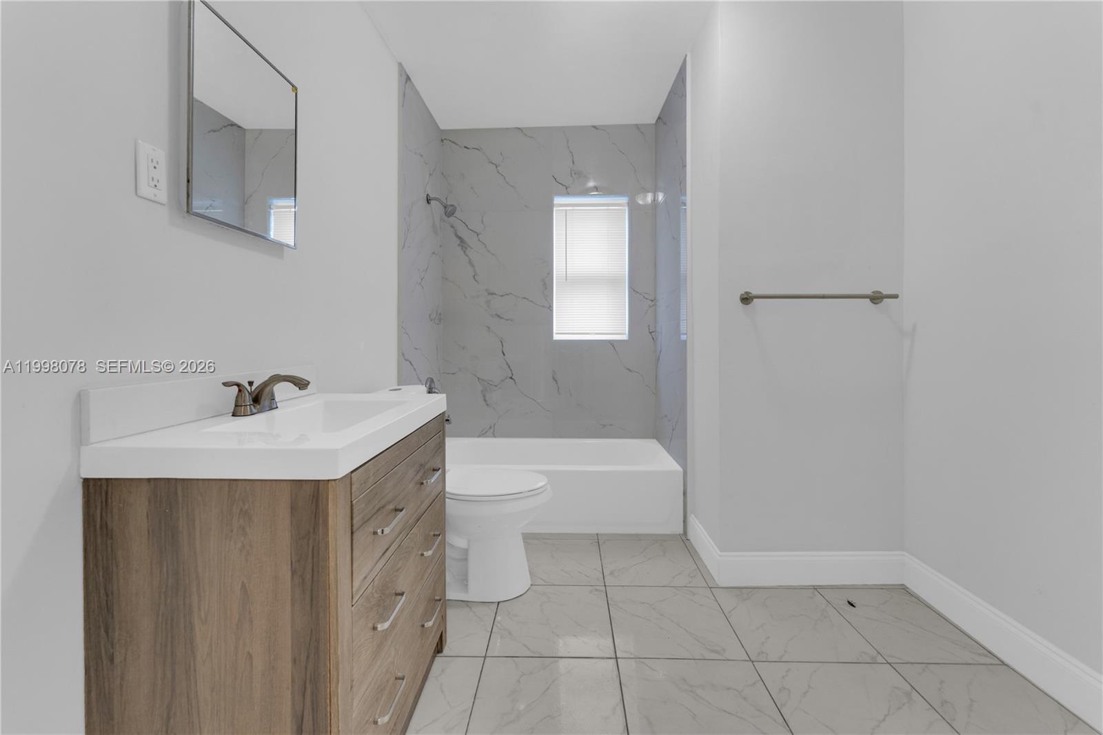 PARA VILLA HEIGHTS - Residential