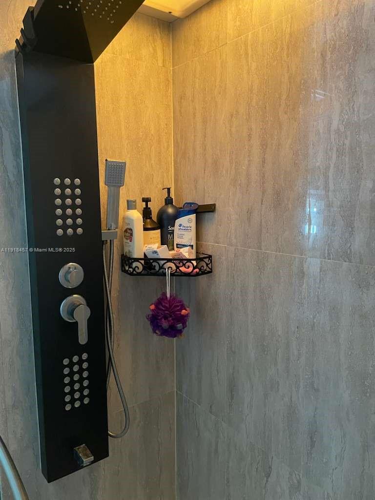 WINDLEY KEY MOBILE HOME P - Residential