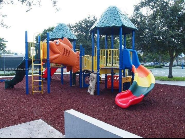 VILG HOMES COUNTRY WALK C - Residential Lease