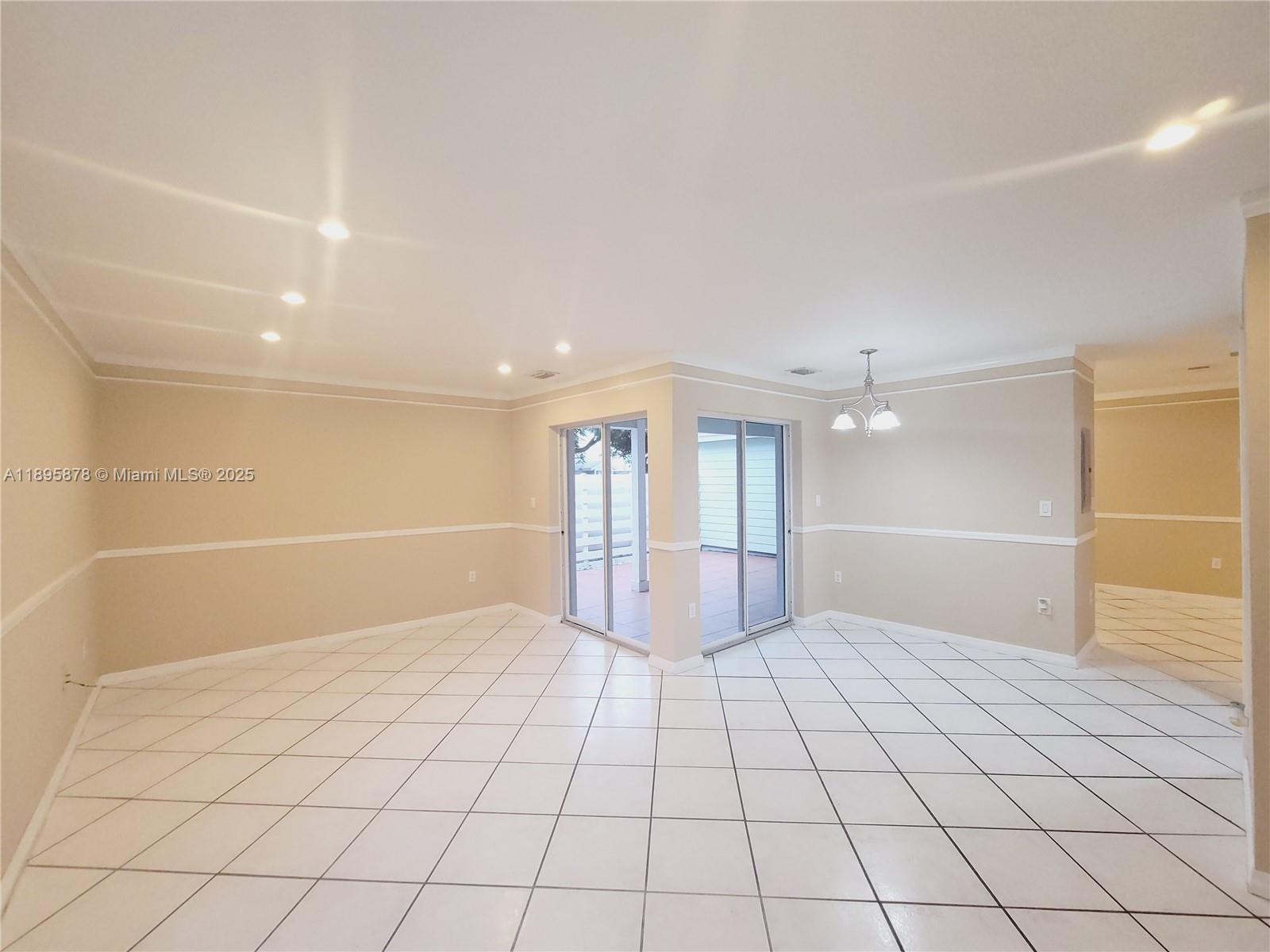 VILG HOMES COUNTRY WALK C - Residential Lease