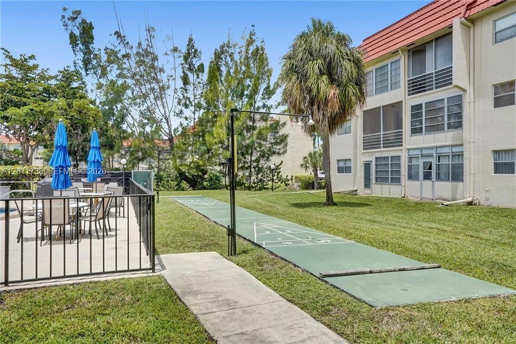 SUNRISE LAKES 3 CONDO - Residential