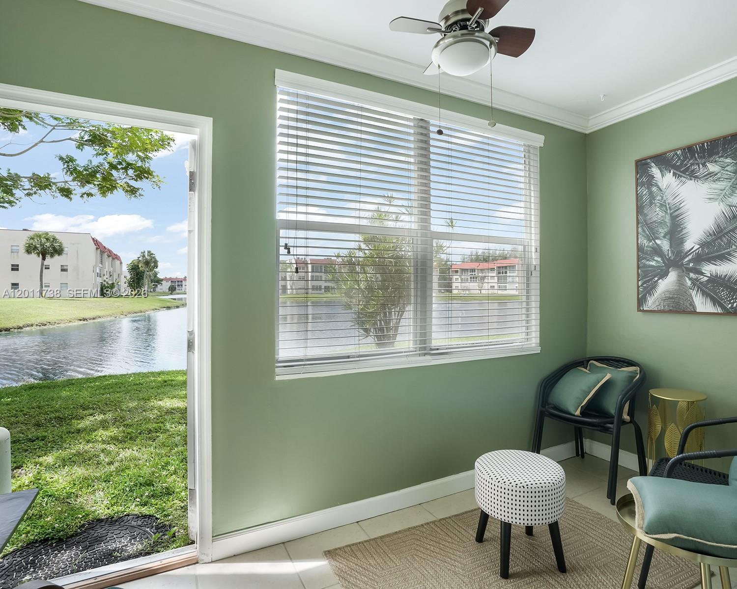 2900 W Sunrise Lakes Dr 101