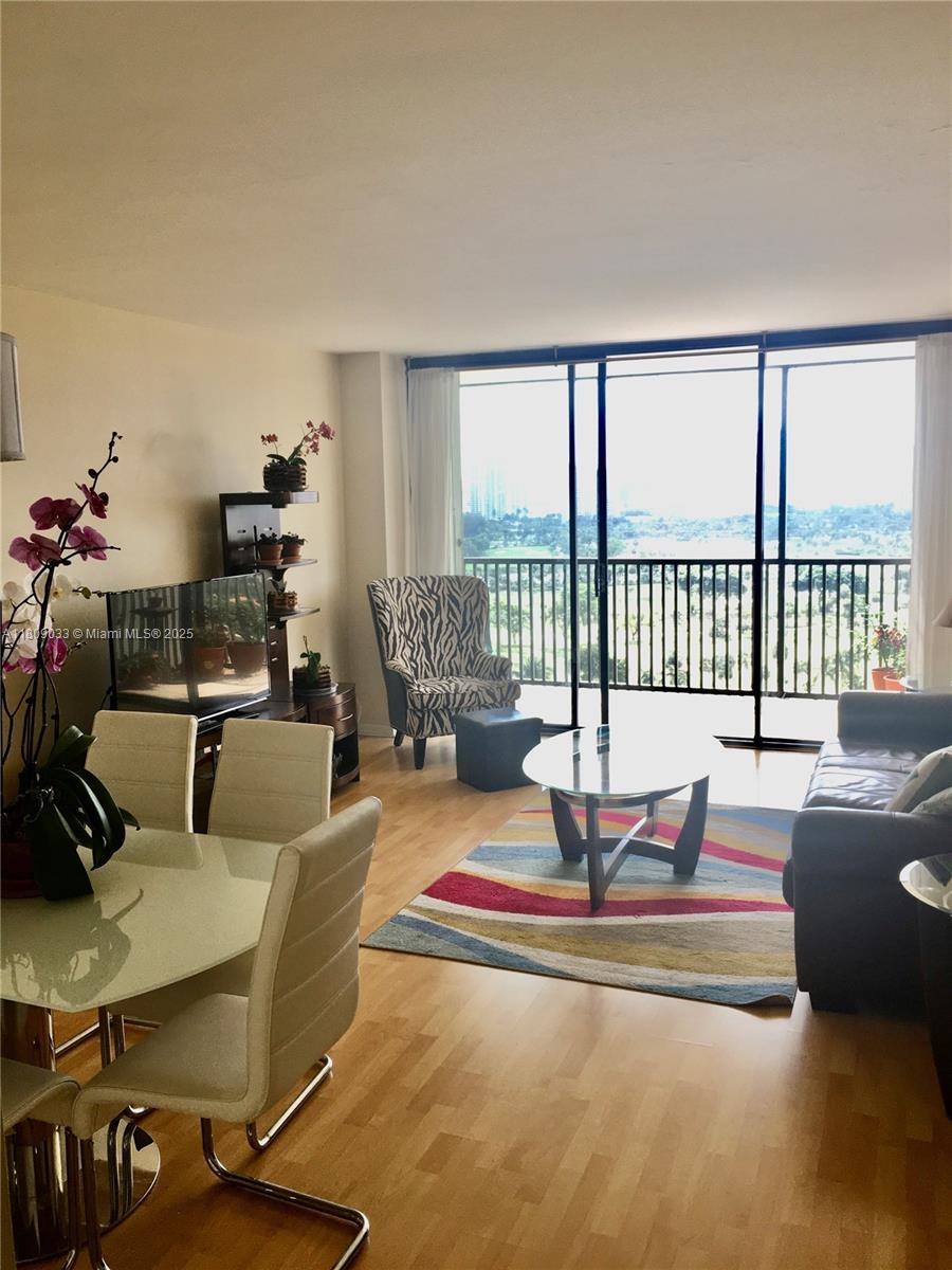 CORONADO CONDO- TOWER II - Residential