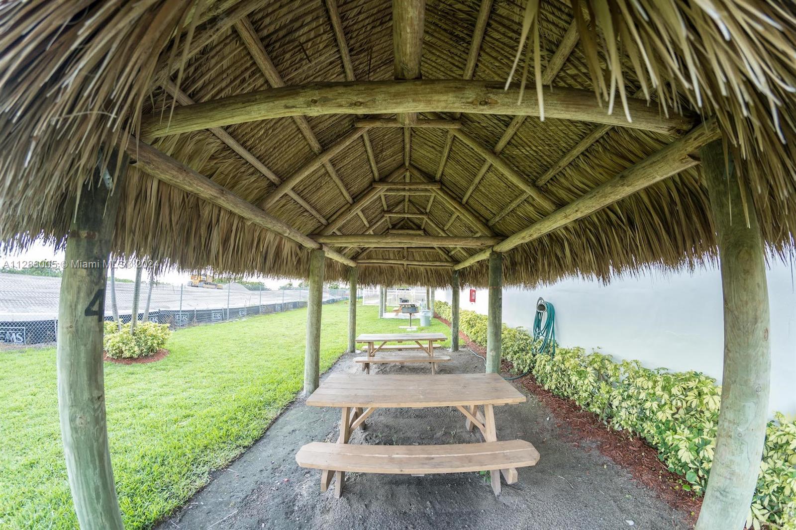 THE PAVILION CONDO - Residential Lease