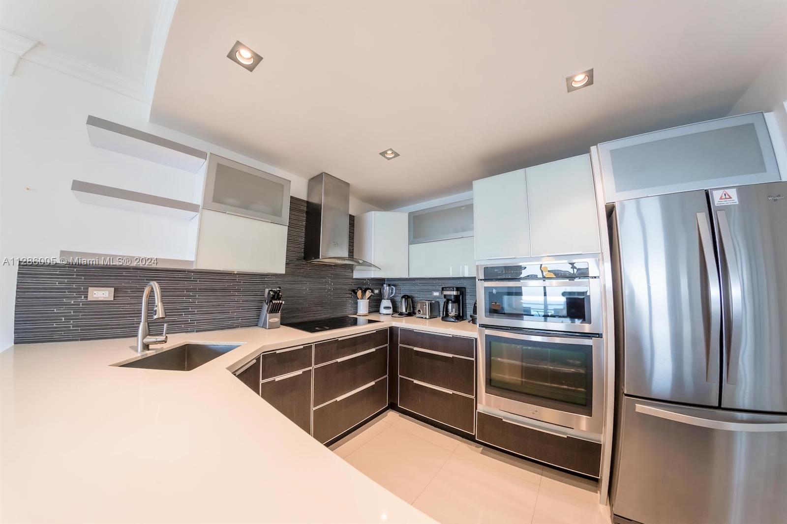 THE PAVILION CONDO - Residential Lease