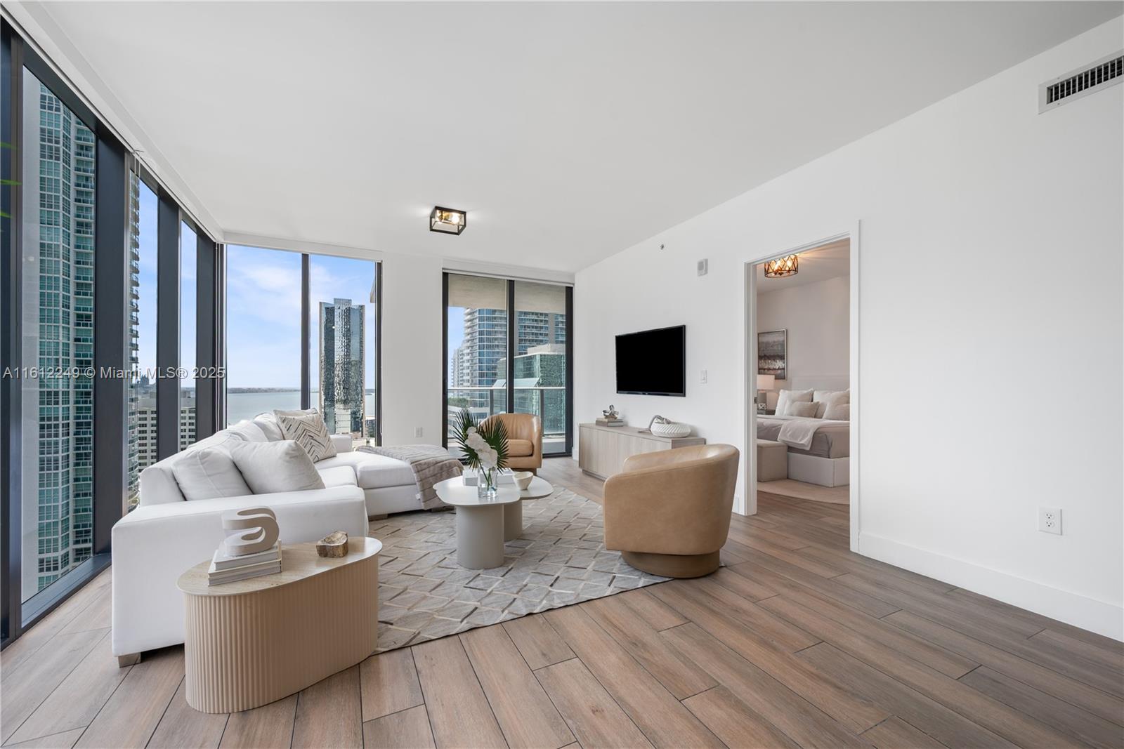 Property for Sale at 1010 Brickell Ave 2201, Miami, Broward County, Florida - Bedrooms: 3 
Bathrooms: 3  - $1,550,000