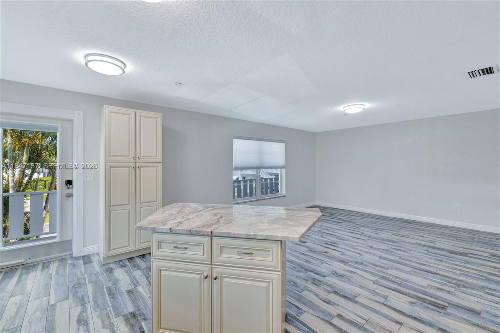 CEDAR POINTE CONDO - Residential