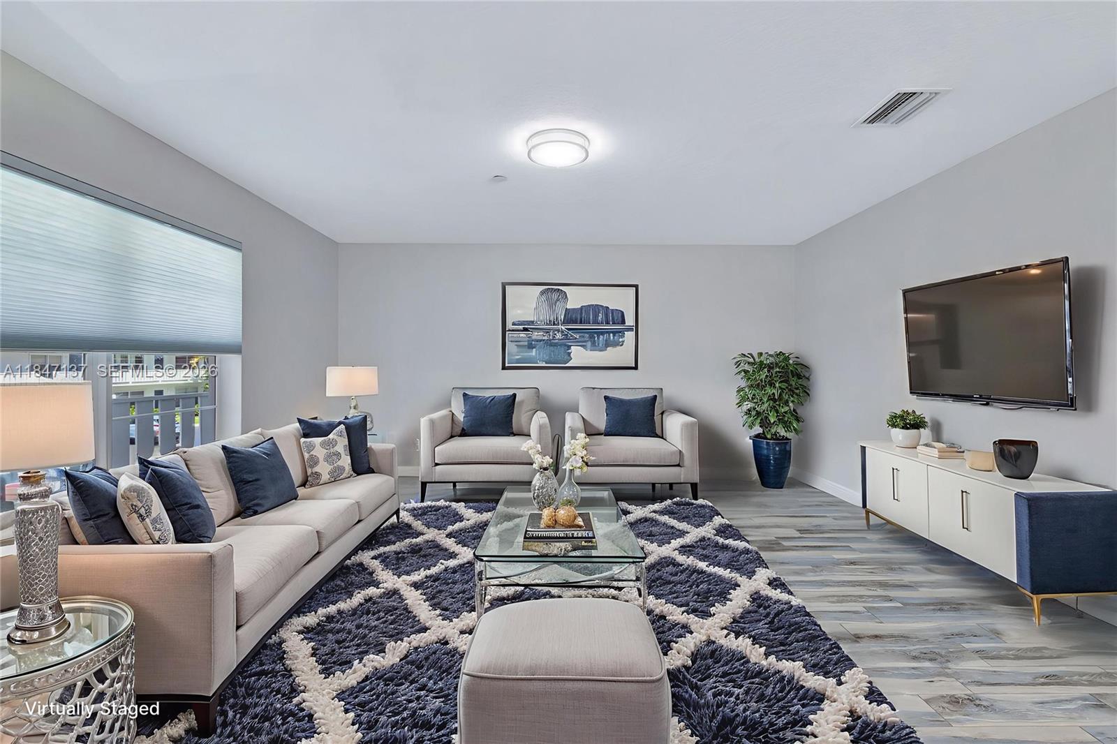 2929 SE Ocean Blvd F6, Stuart, FL, 34996/$230,000 3 2929 SE Ocean Blvd F6