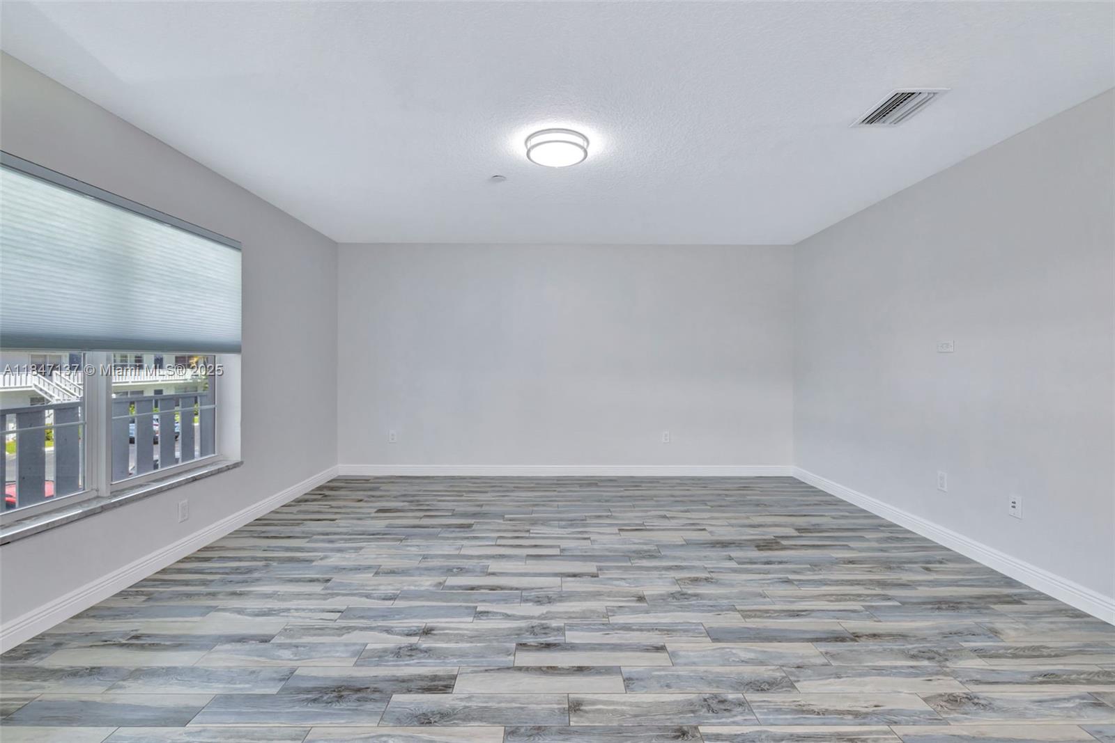 CEDAR POINTE CONDO - Residential