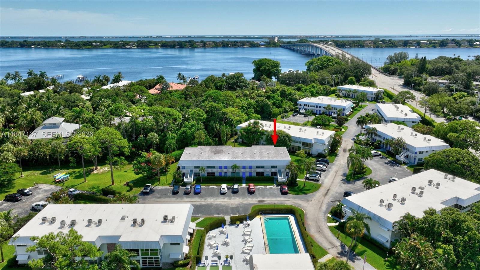 CEDAR POINTE CONDO - Residential