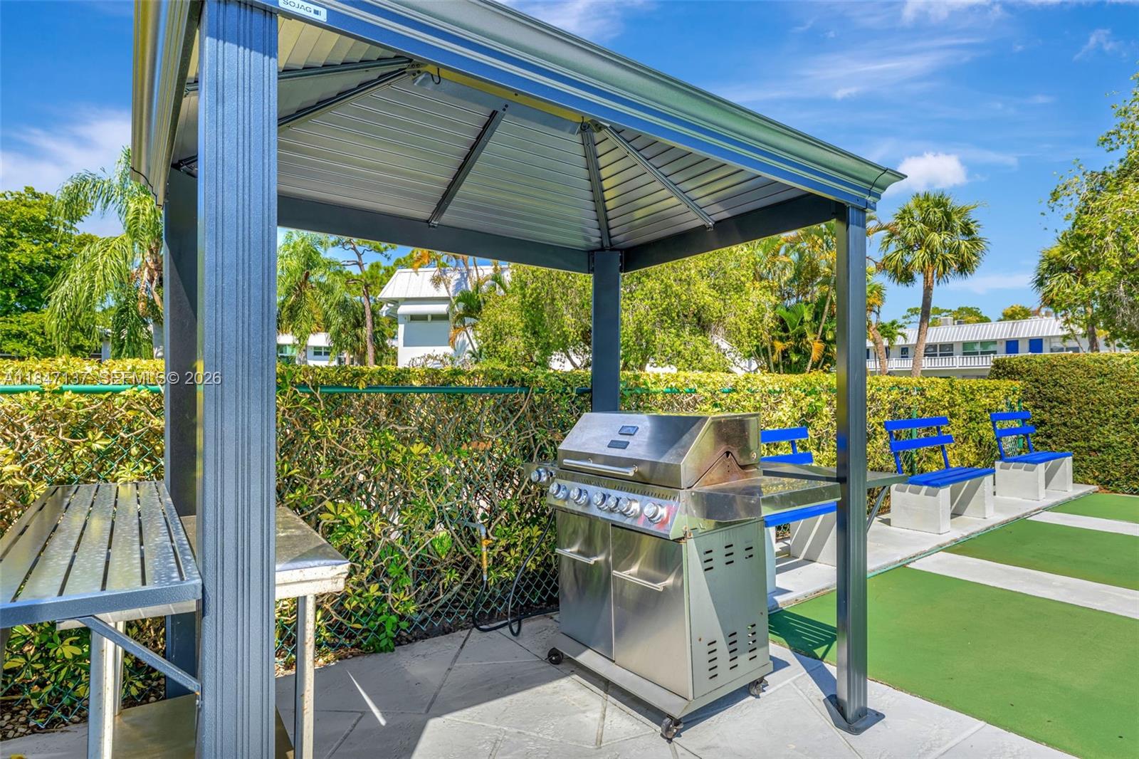 CEDAR POINTE CONDO - Residential