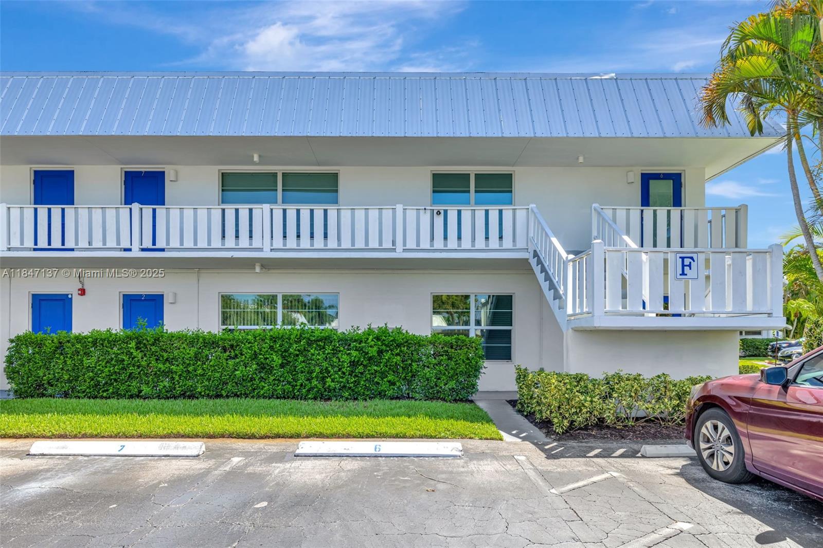 CEDAR POINTE CONDO - Residential