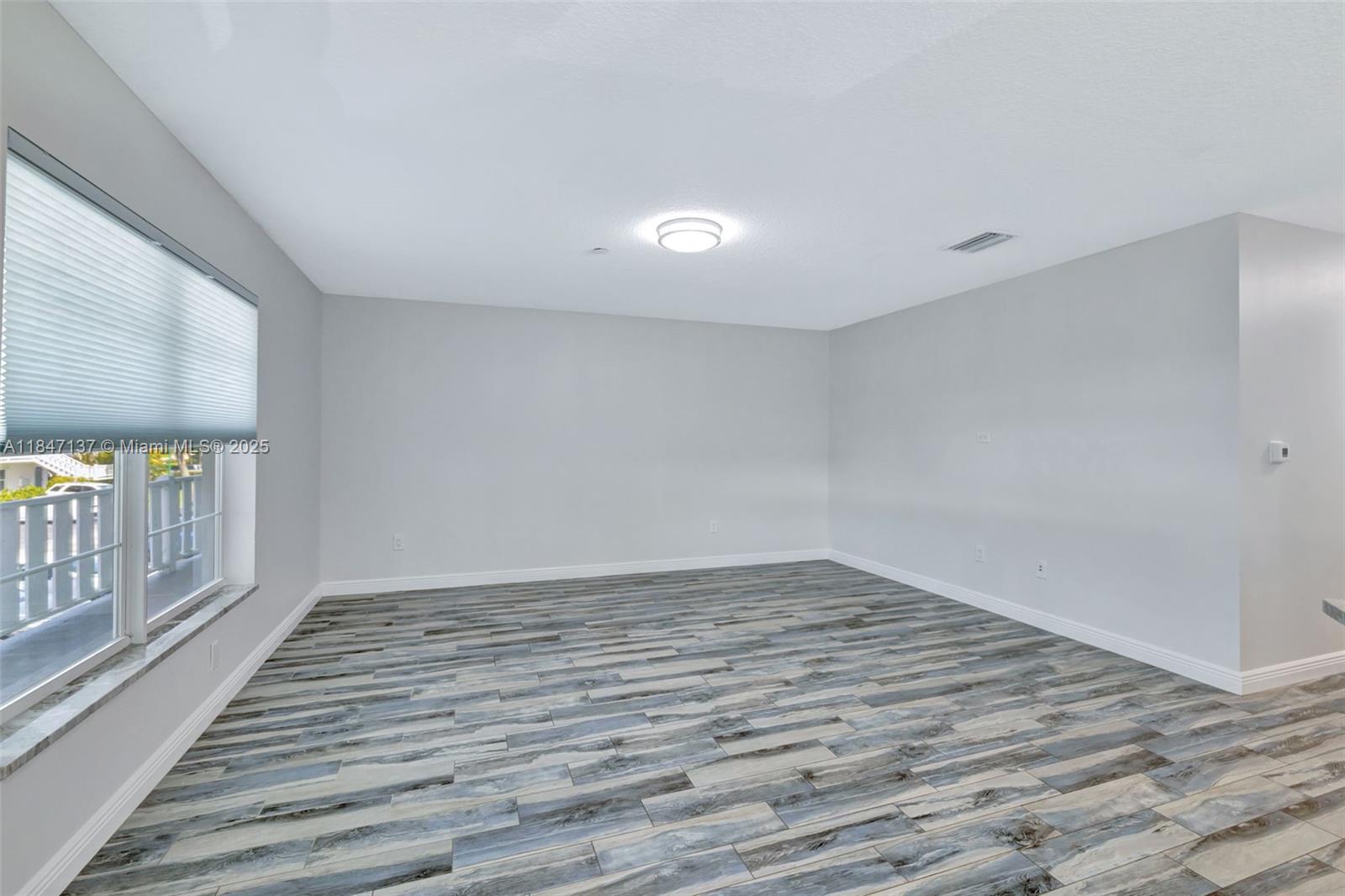 CEDAR POINTE CONDO - Residential
