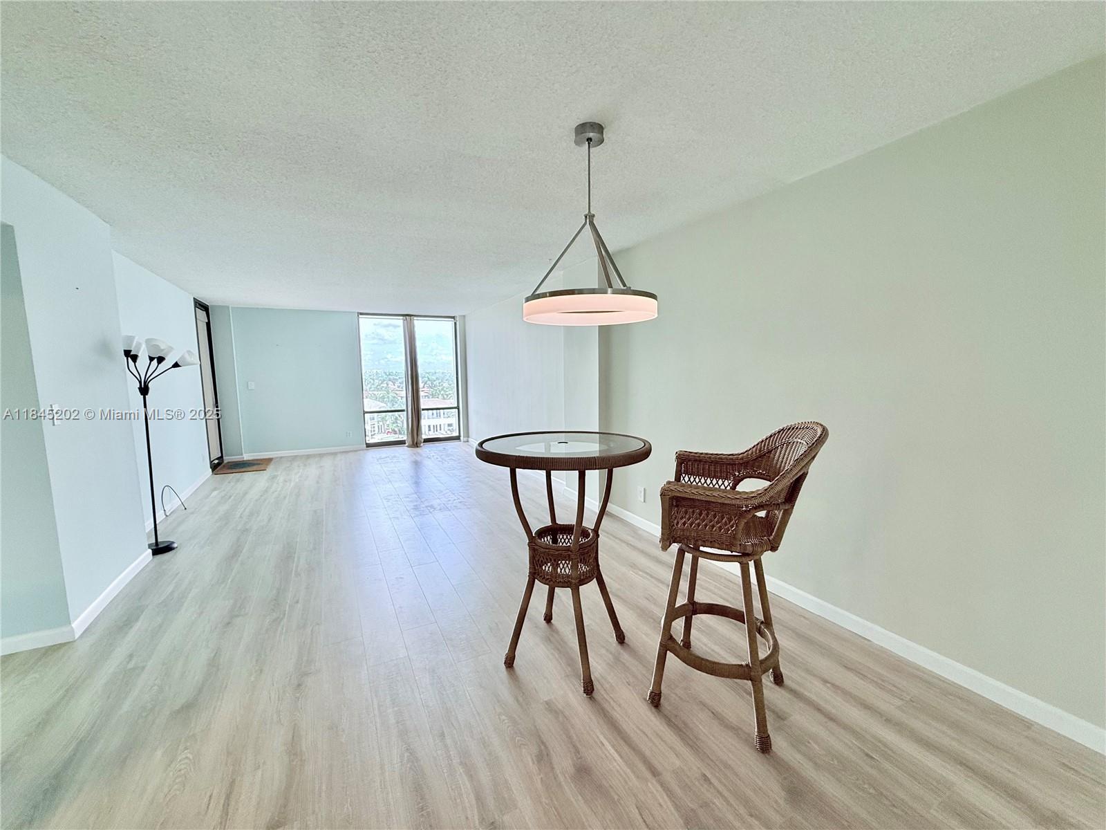 ALLINGTON TOWERS CONDO - Residential