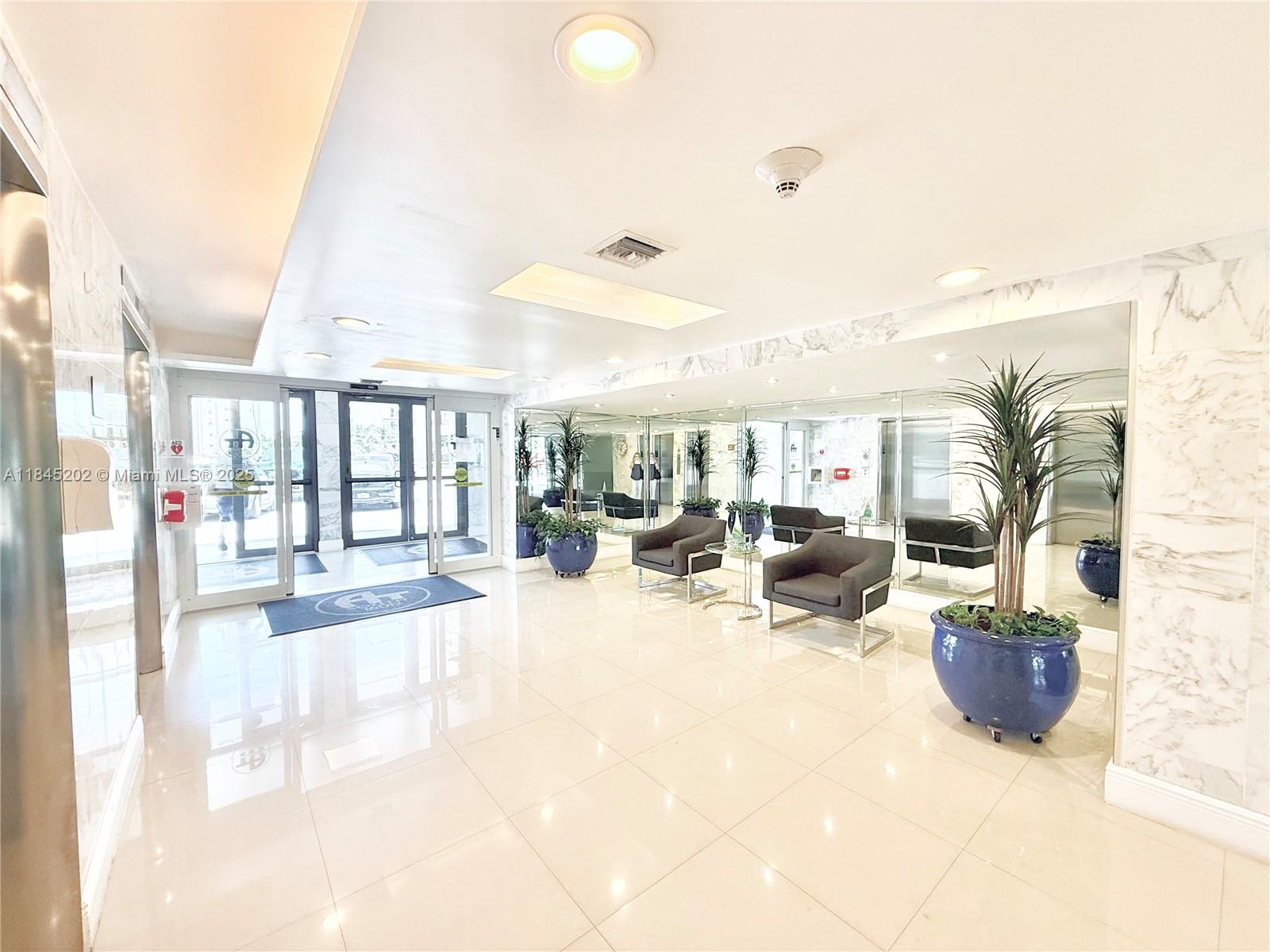 ALLINGTON TOWERS CONDO - Residential