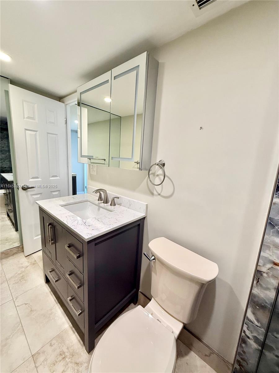 ALLINGTON TOWERS CONDO - Residential