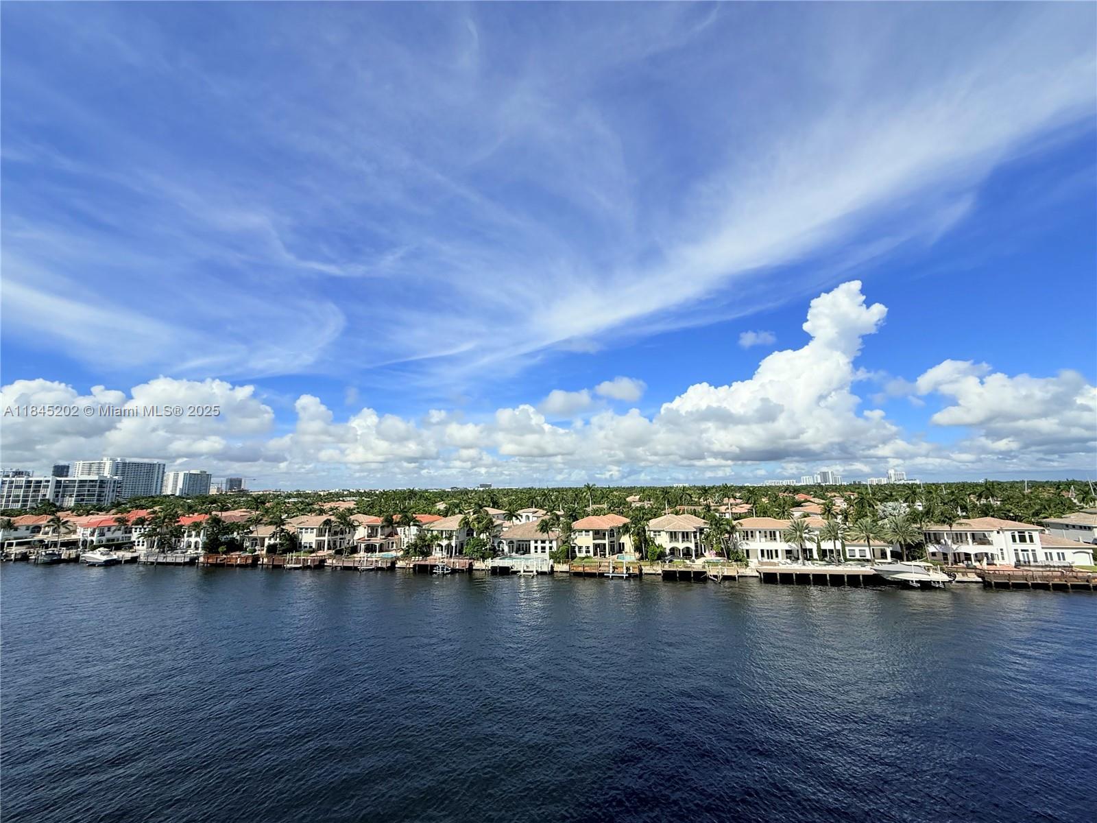 ALLINGTON TOWERS CONDO - Residential