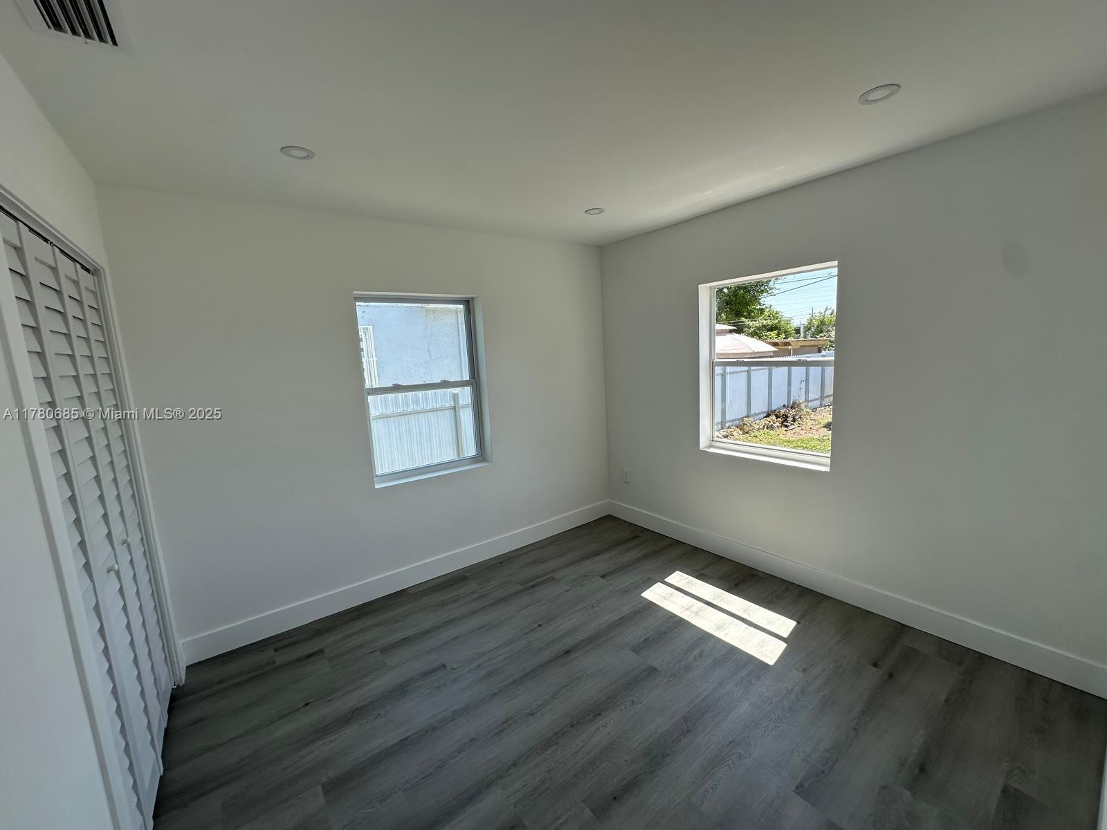 774 NW 74th St