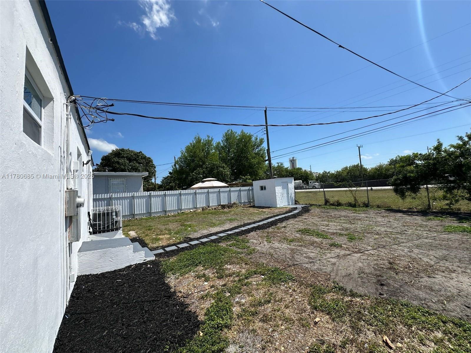 STEPHEN MANOR - Residential