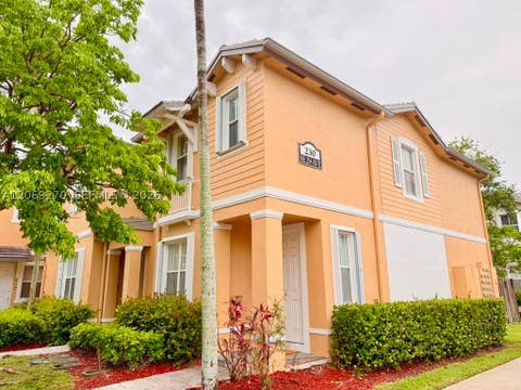 Photo of 230 SE 29th Ave #12, Homestead, FL 33033 (MLS # A12069270)