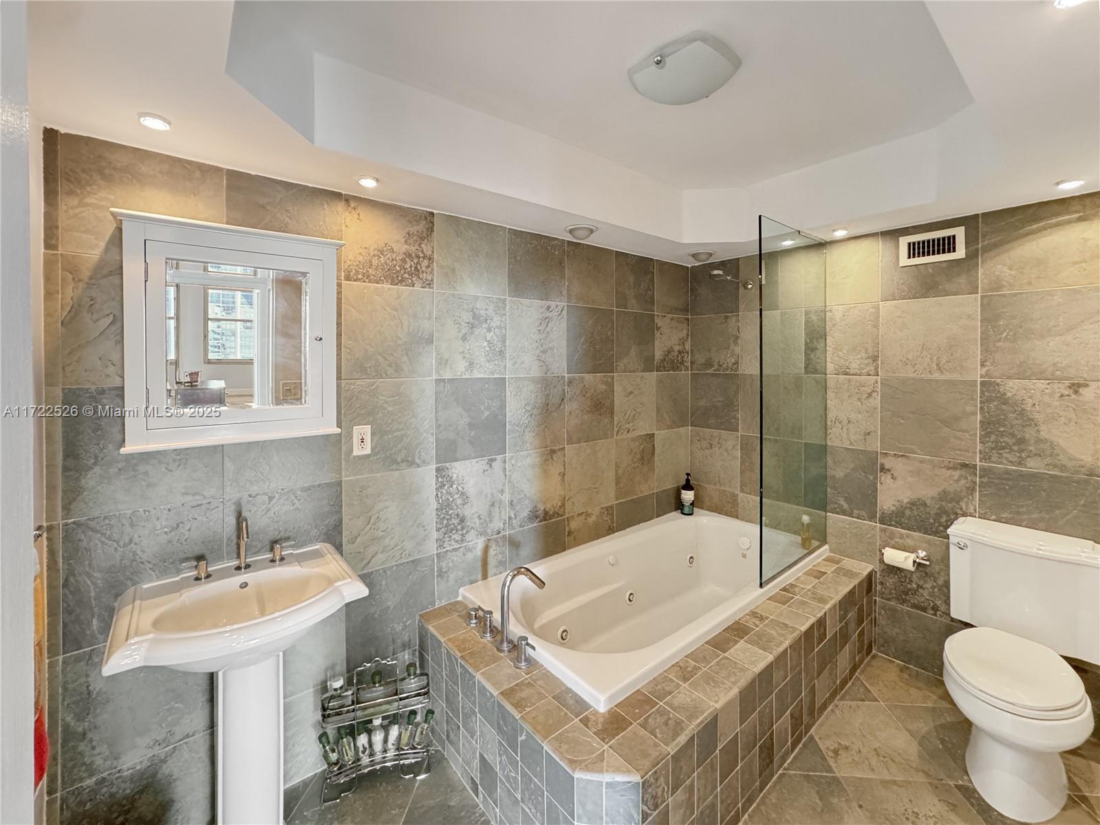 TRITON TOWER CONDO - Residential