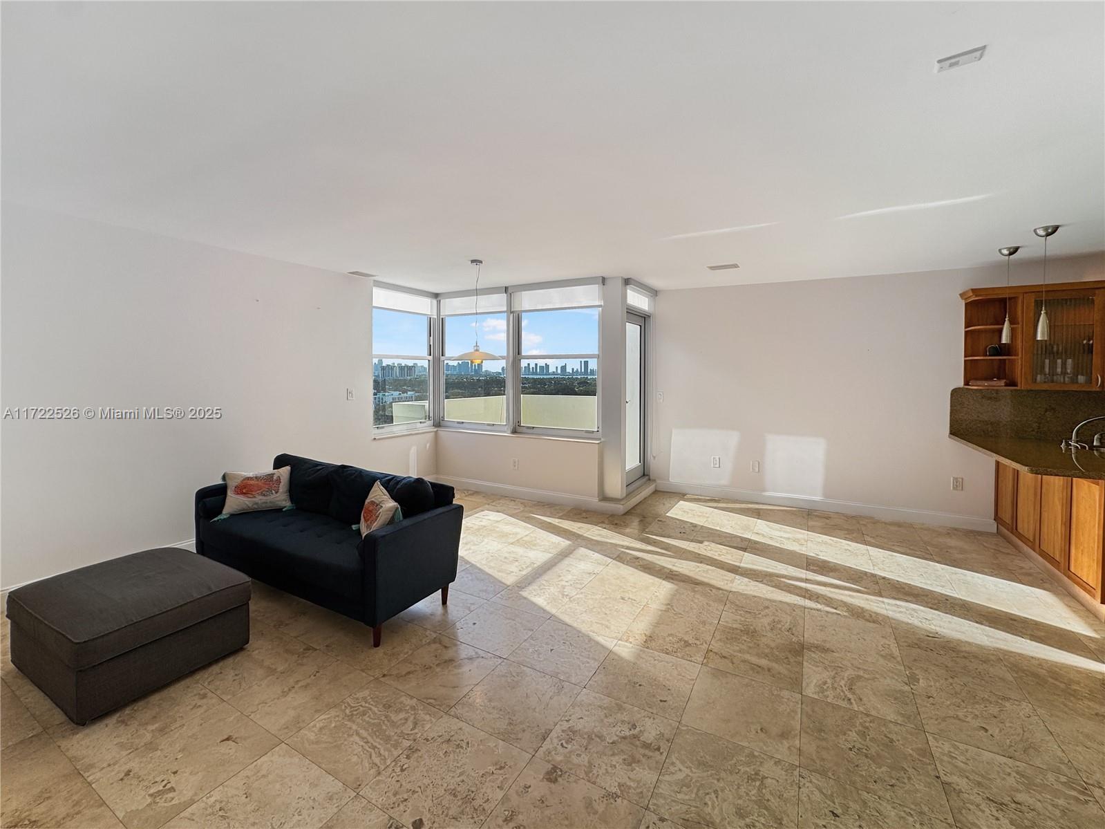 TRITON TOWER CONDO - Residential