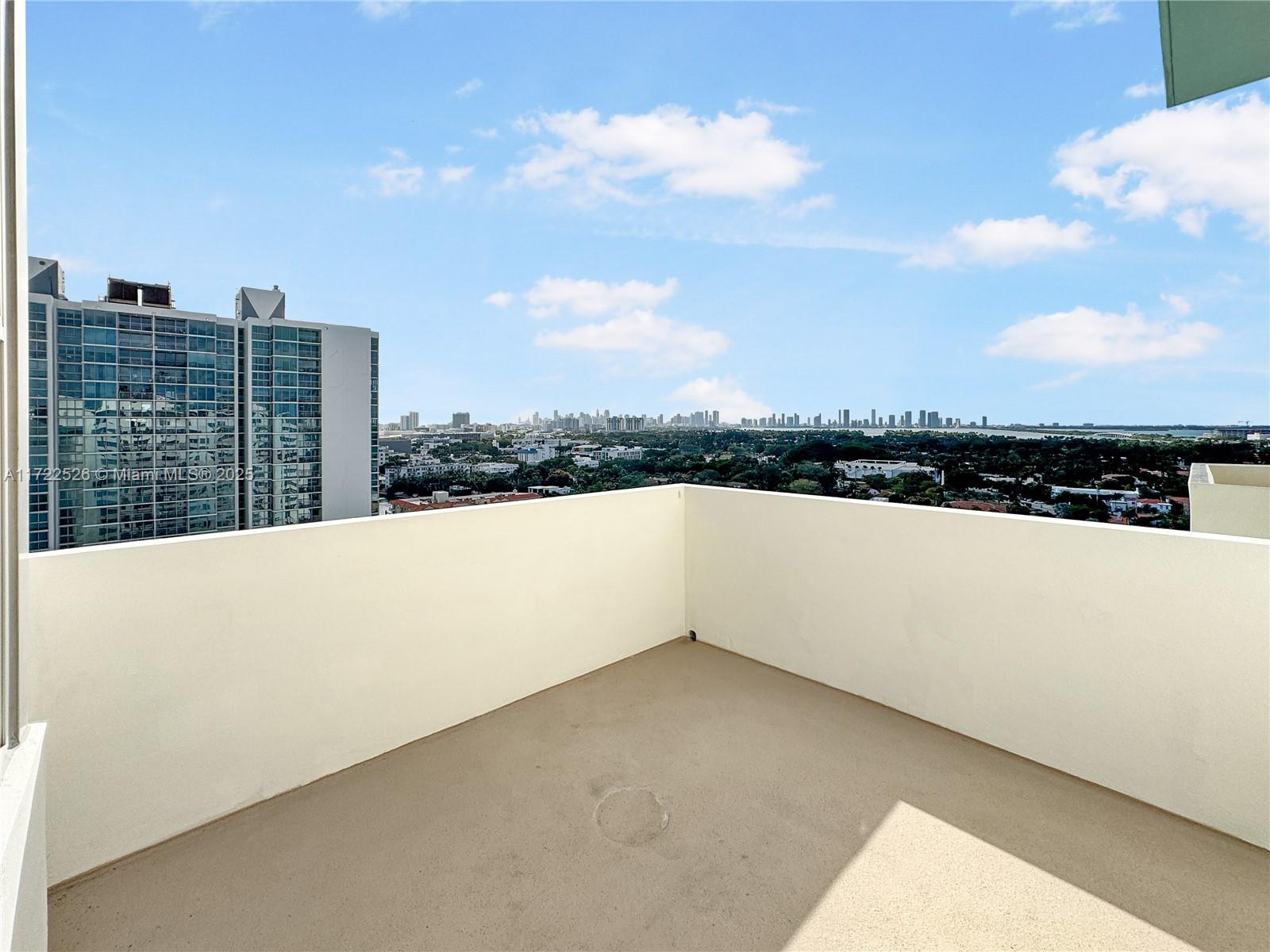TRITON TOWER CONDO - Residential