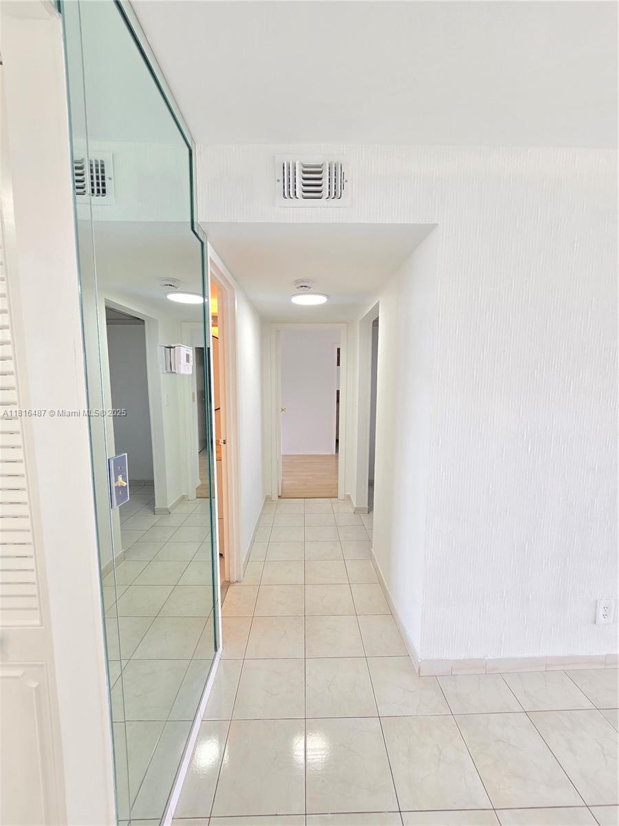 OCEANVIEW PARK CONDO - Residential Lease