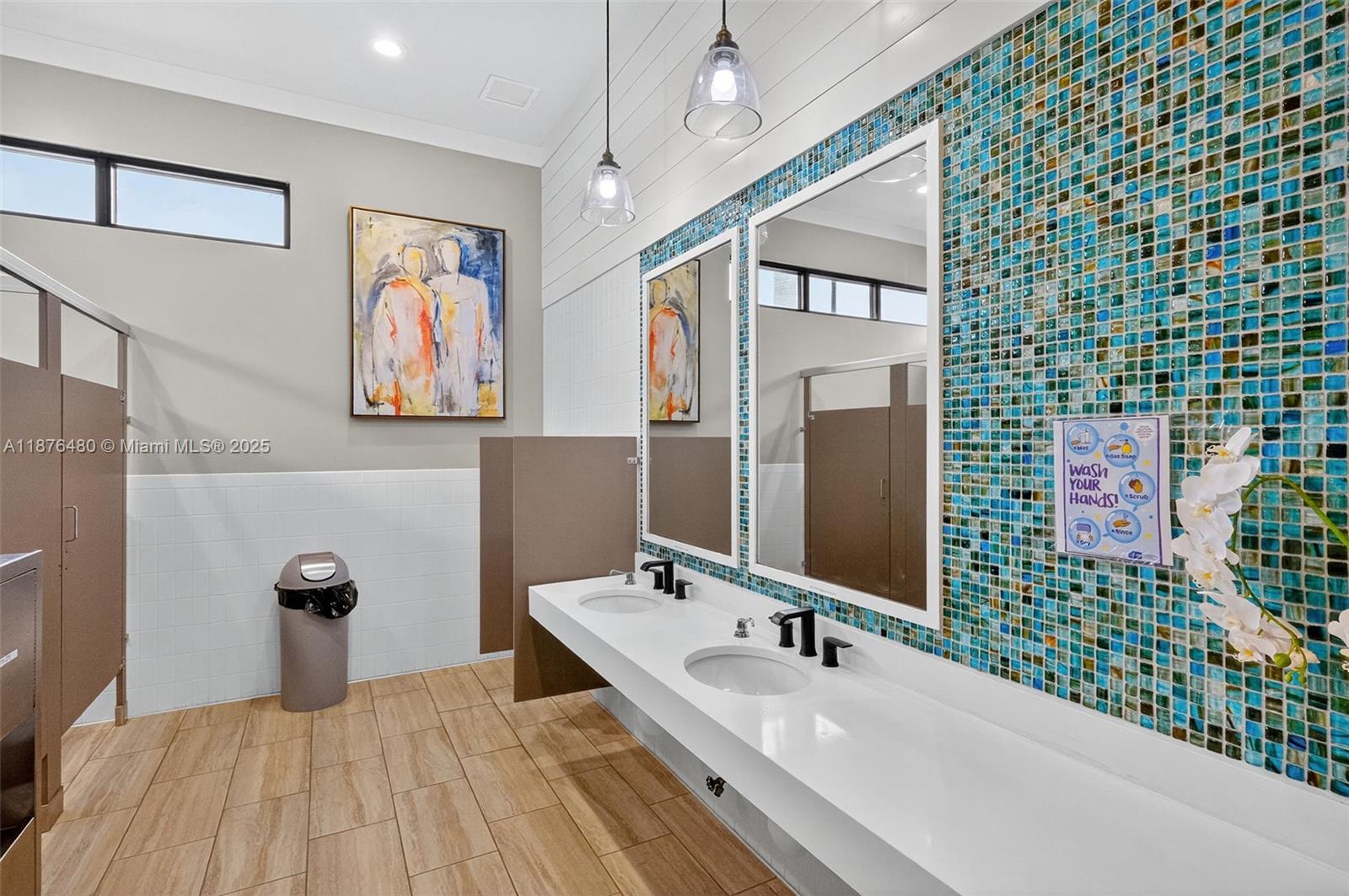 MC RESIDENTIAL - Residential