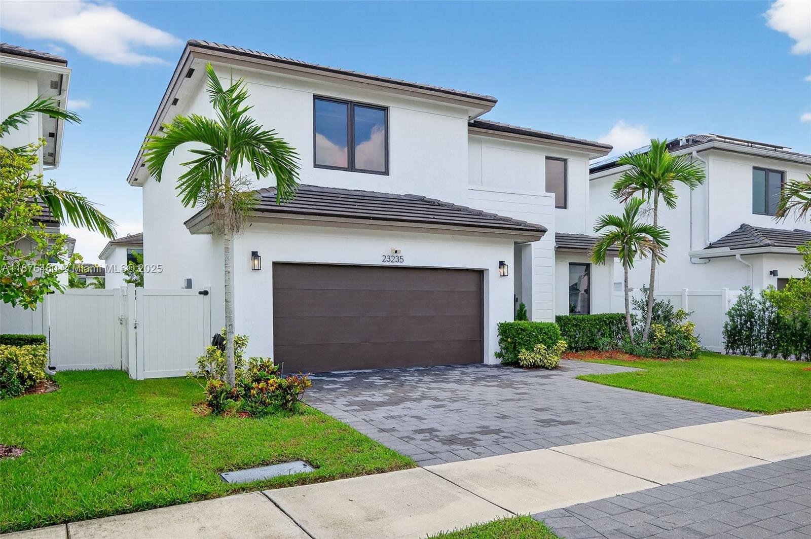 MC RESIDENTIAL - Residential