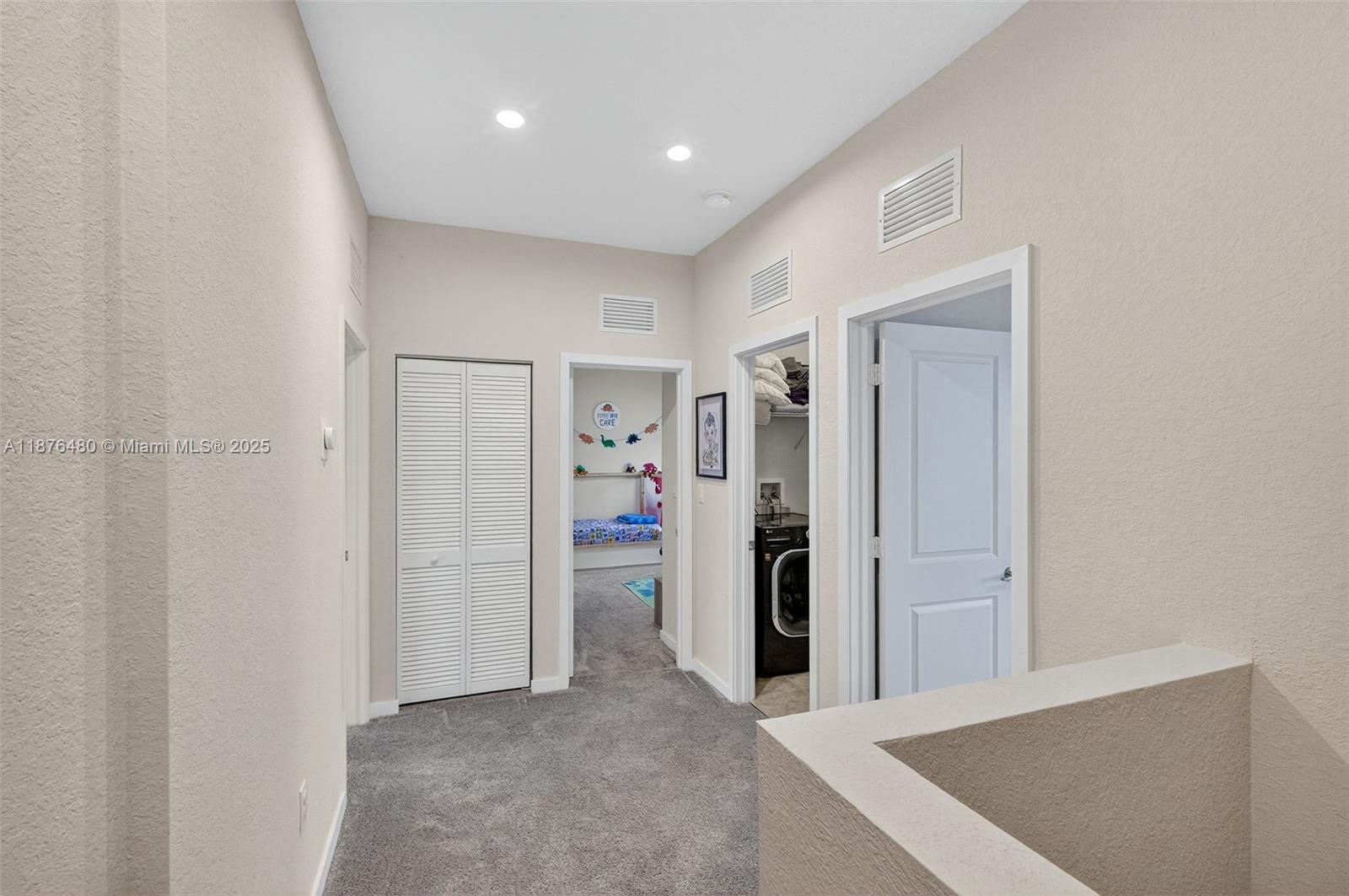 MC RESIDENTIAL - Residential