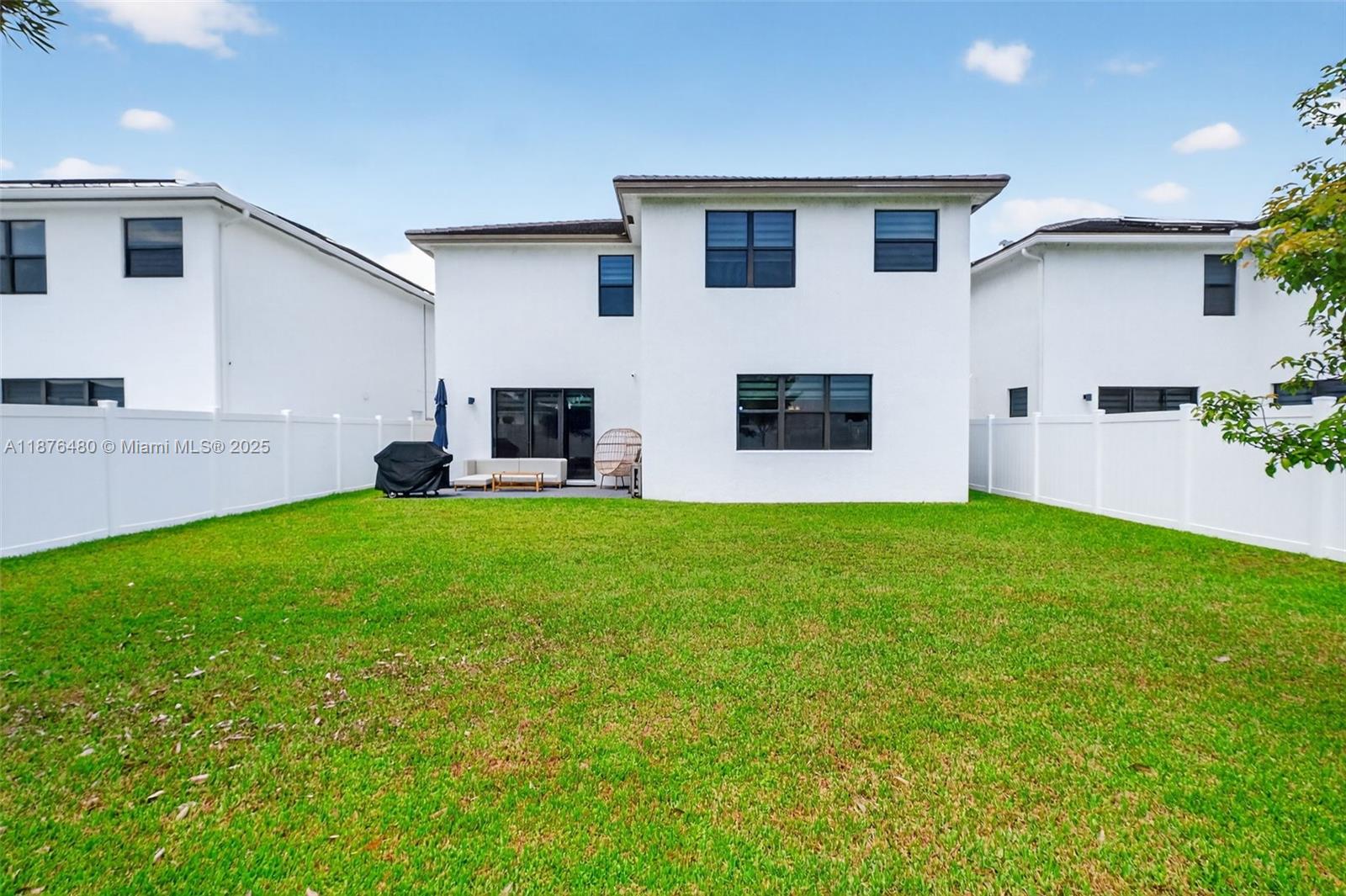 MC RESIDENTIAL - Residential