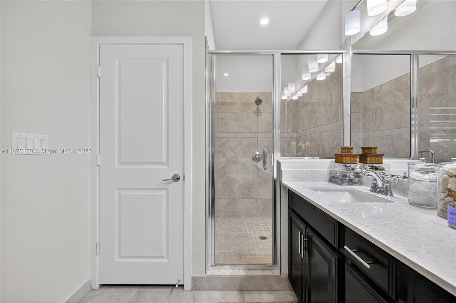 MC RESIDENTIAL - Residential