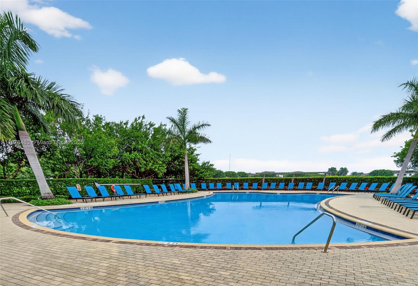 MC RESIDENTIAL - Residential