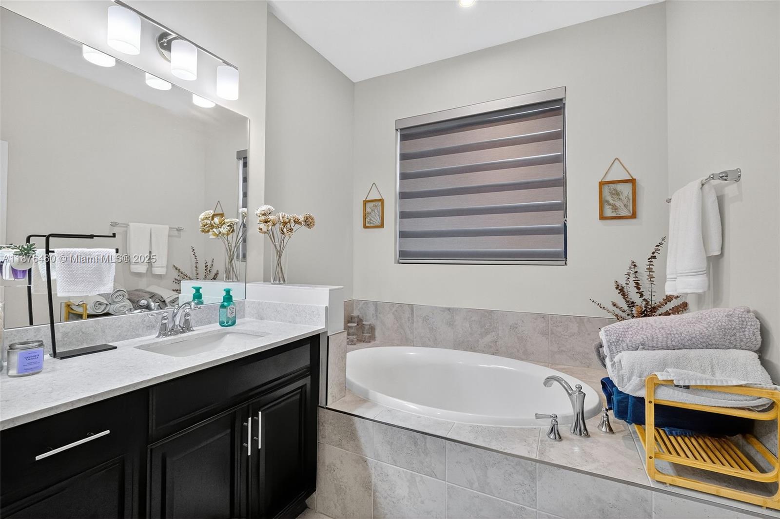 MC RESIDENTIAL - Residential