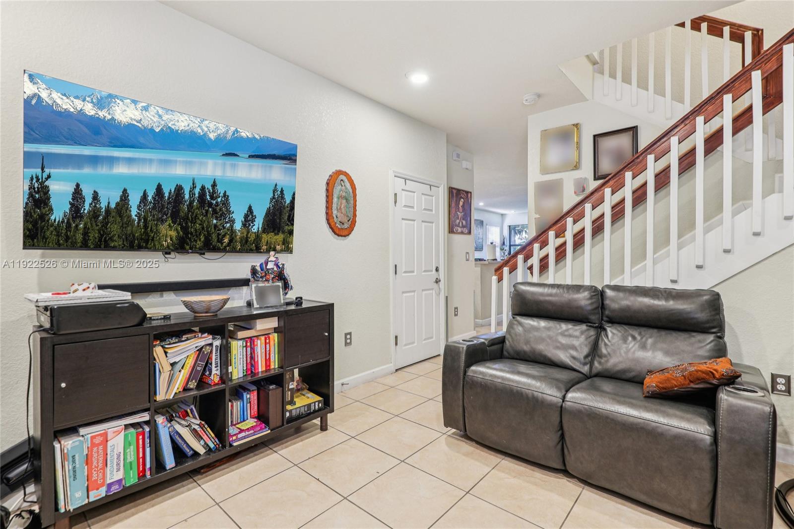 SILVER PALM EAST SEC TWO - Residential