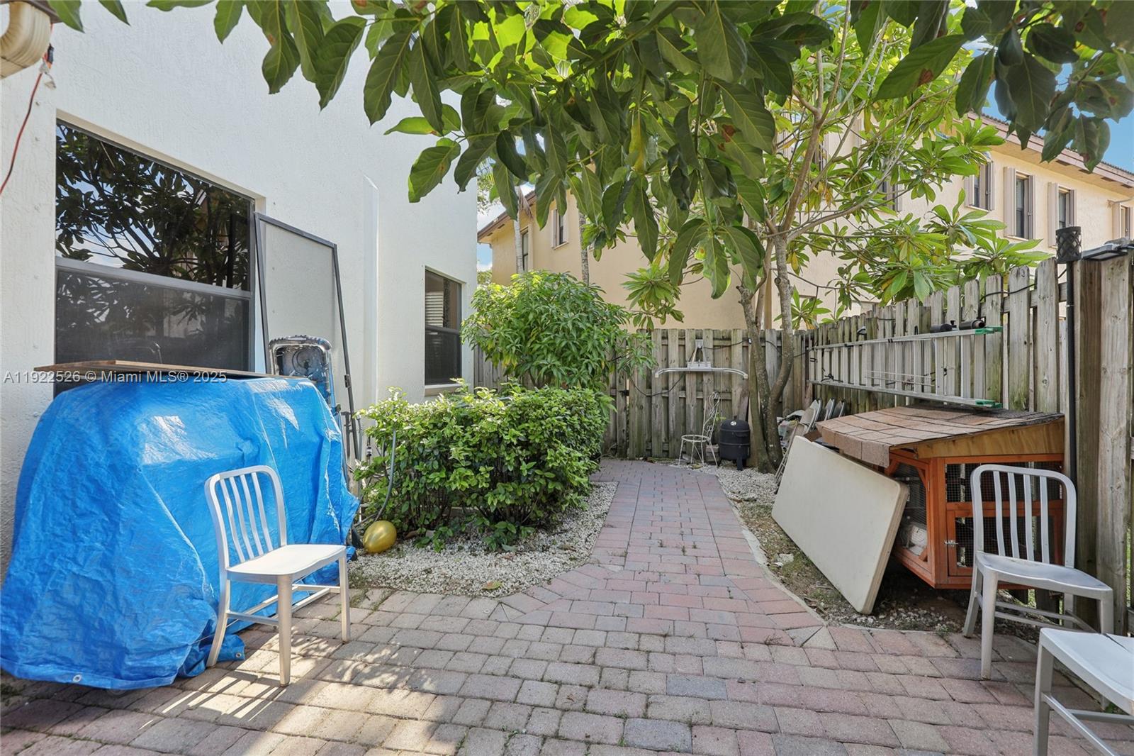 SILVER PALM EAST SEC TWO - Residential