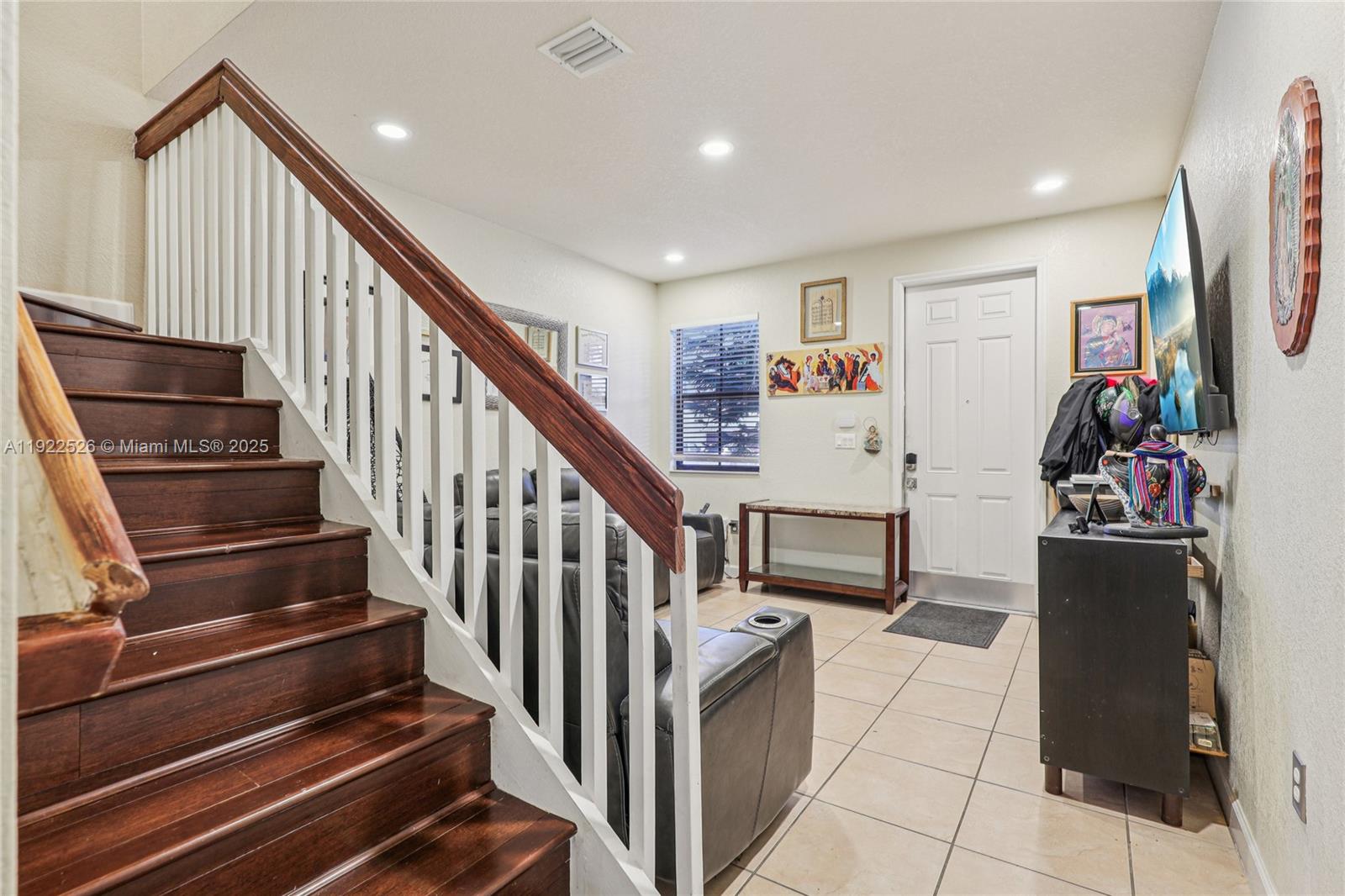 SILVER PALM EAST SEC TWO - Residential