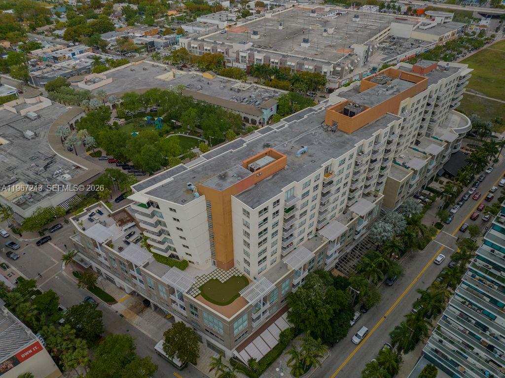 MIDBLOCK MIAMI CONDO - Residential